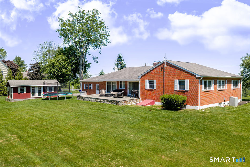 Homes for sale in Newtown, CT | 12 Valley View Rd, Newtown, CT 06470 | MLS# 24180754