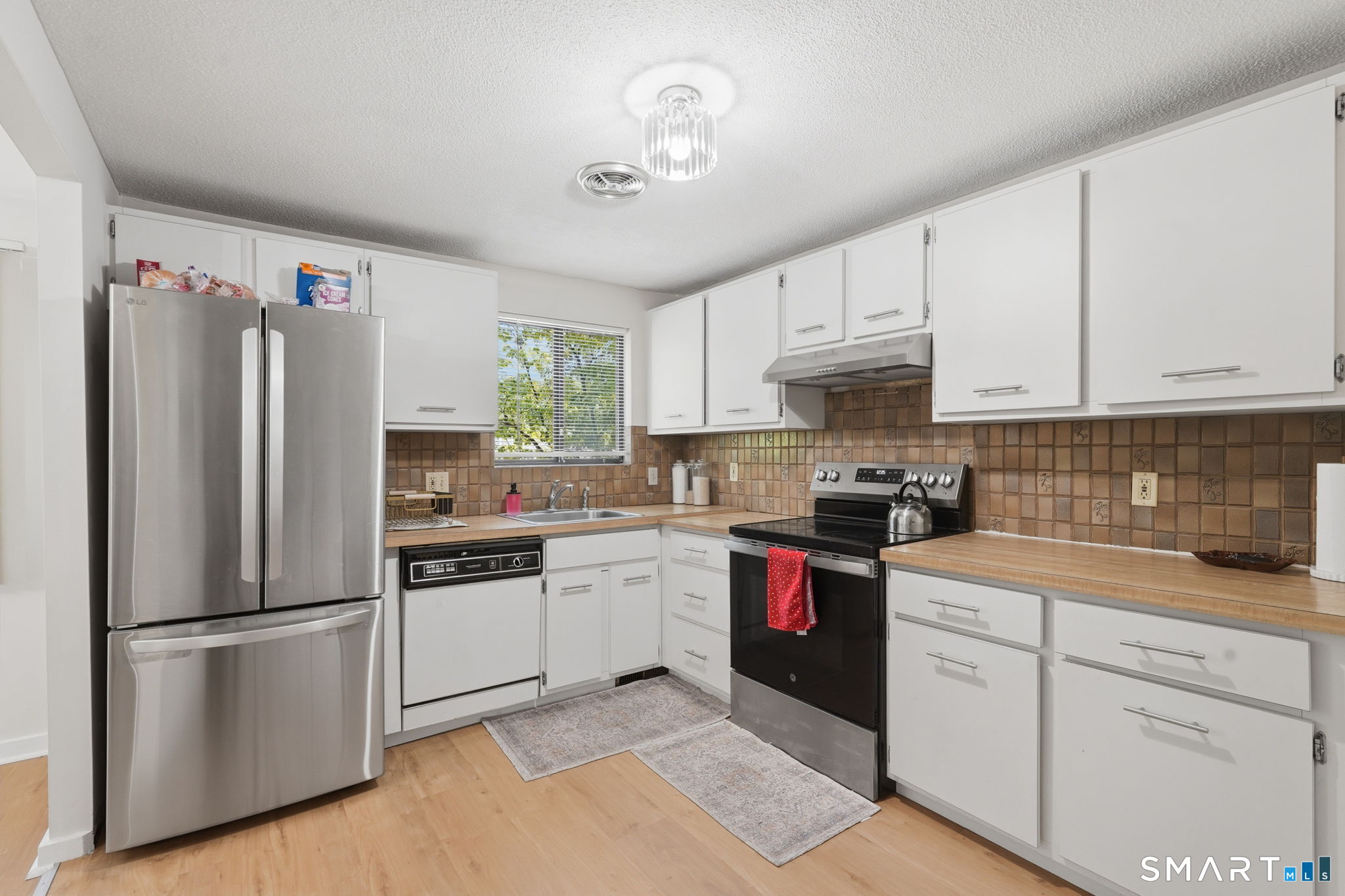 Homes for sale in Hamden, CT | 64 Shepard Ave #64, Hamden, CT 06514 | MLS# 24181218