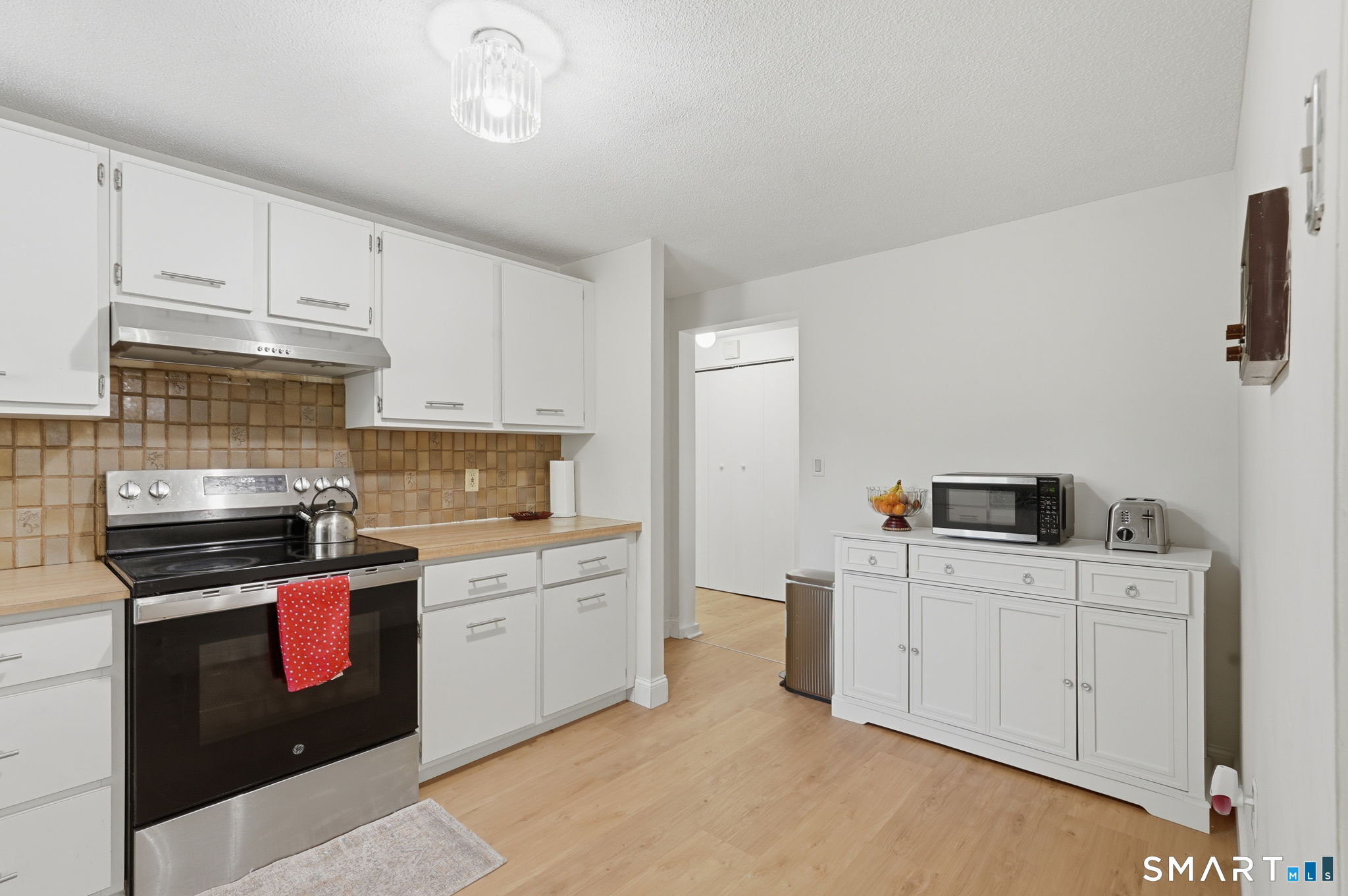 Homes for sale in Hamden, CT | 64 Shepard Ave #64, Hamden, CT 06514 | MLS# 24181218