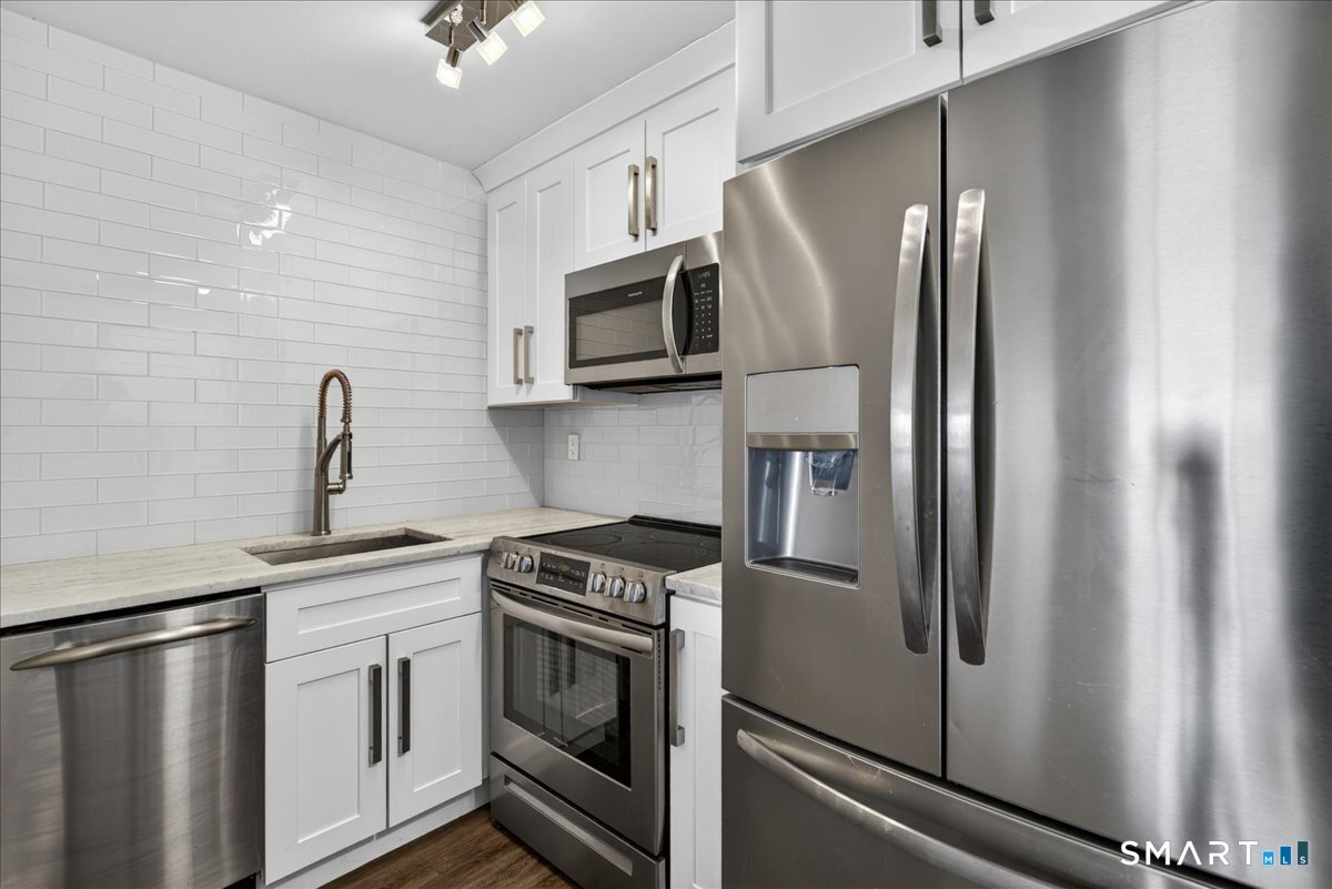 Homes for sale in New Haven, CT | 100 York St #16J, New Haven, CT 06511 | MLS# 24169656