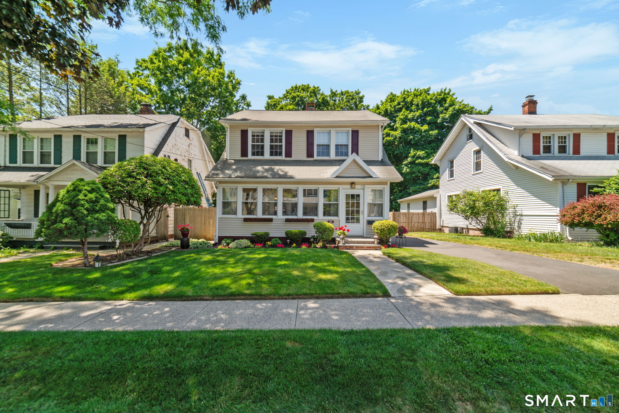 Homes for sale in Hamden, CT | 65 Ford St, Hamden, CT 06517 | MLS# 24181192