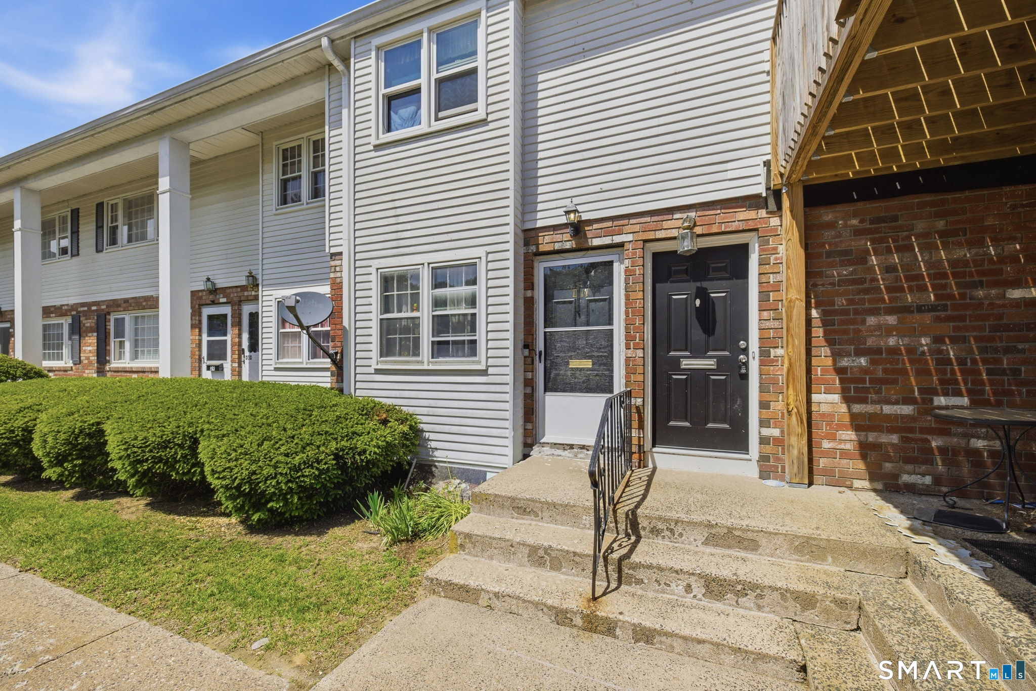 Homes for sale in Enfield, CT | 12 Georgetown Dr #D, Enfield, CT 06082 | MLS# 24178883
