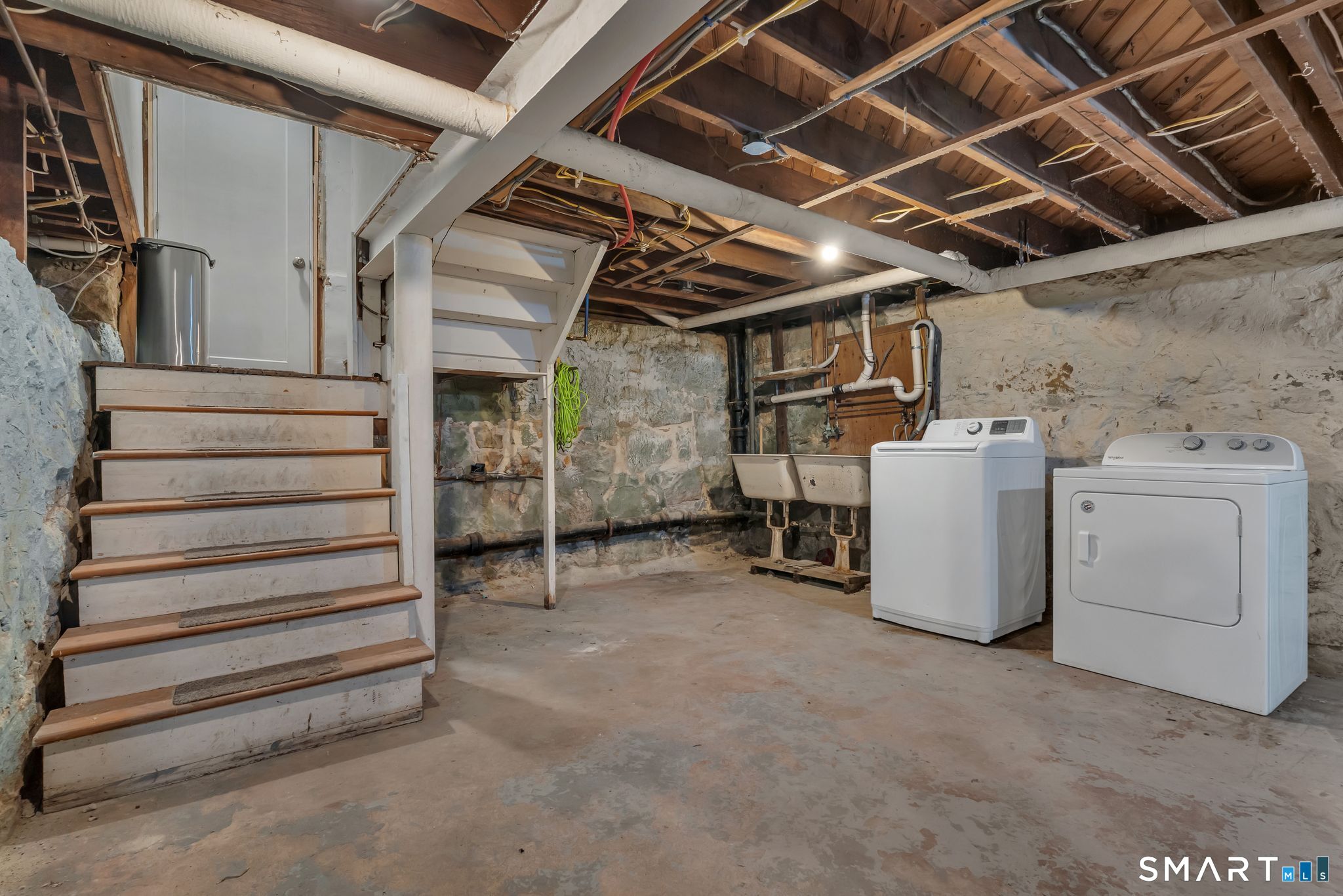 Homes for sale in New London, CT | 30 Crest St, New London, CT 06320 | MLS# 24179052