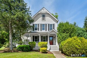 170 New Canaan Avenue