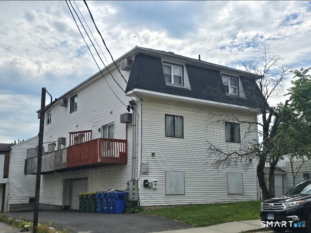 315 Congress Avenue B