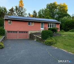 46 Gibson Avenue