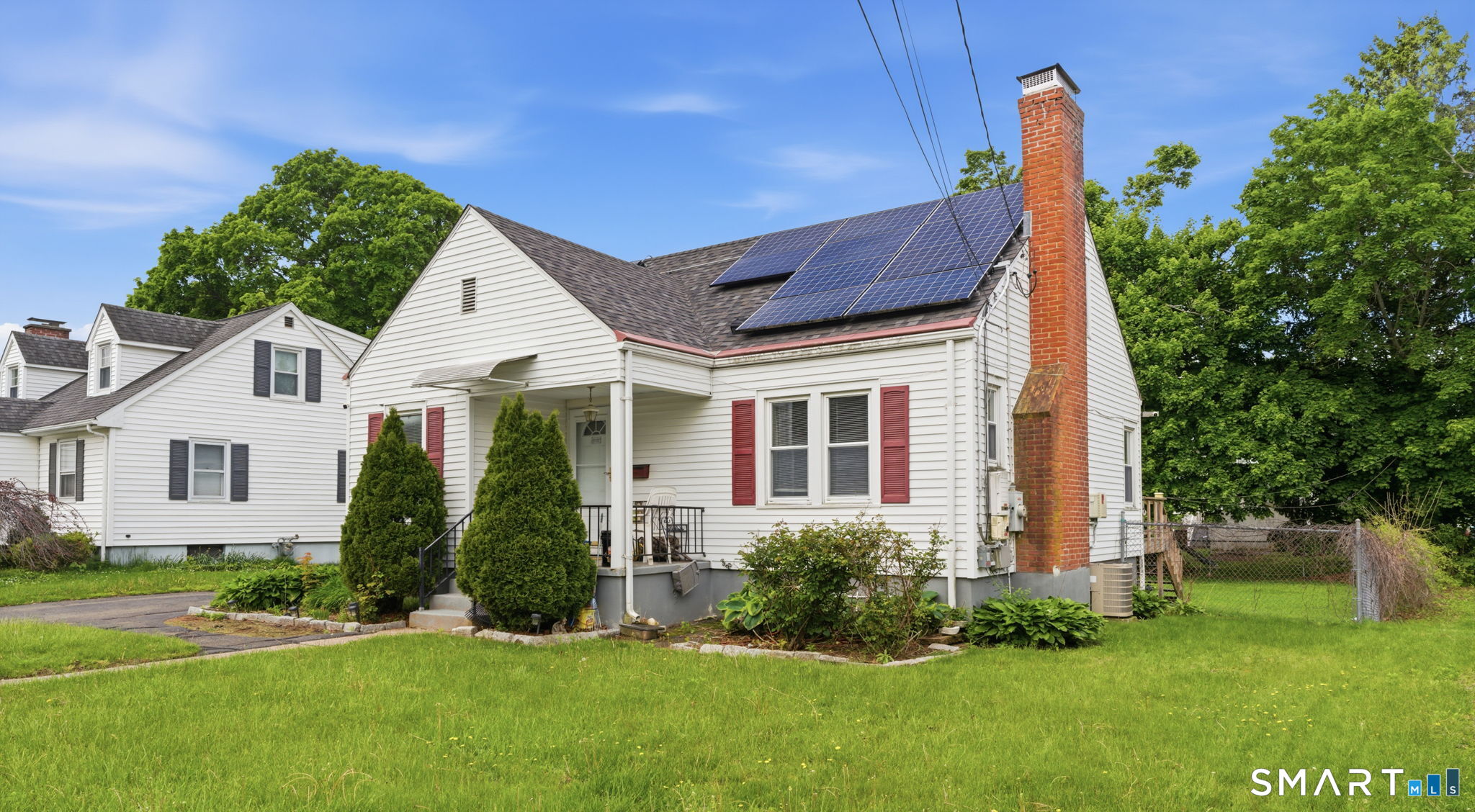 Homes for sale in Manchester, CT | 64 Mckinley St, Manchester, CT 06040 | MLS# 24182494