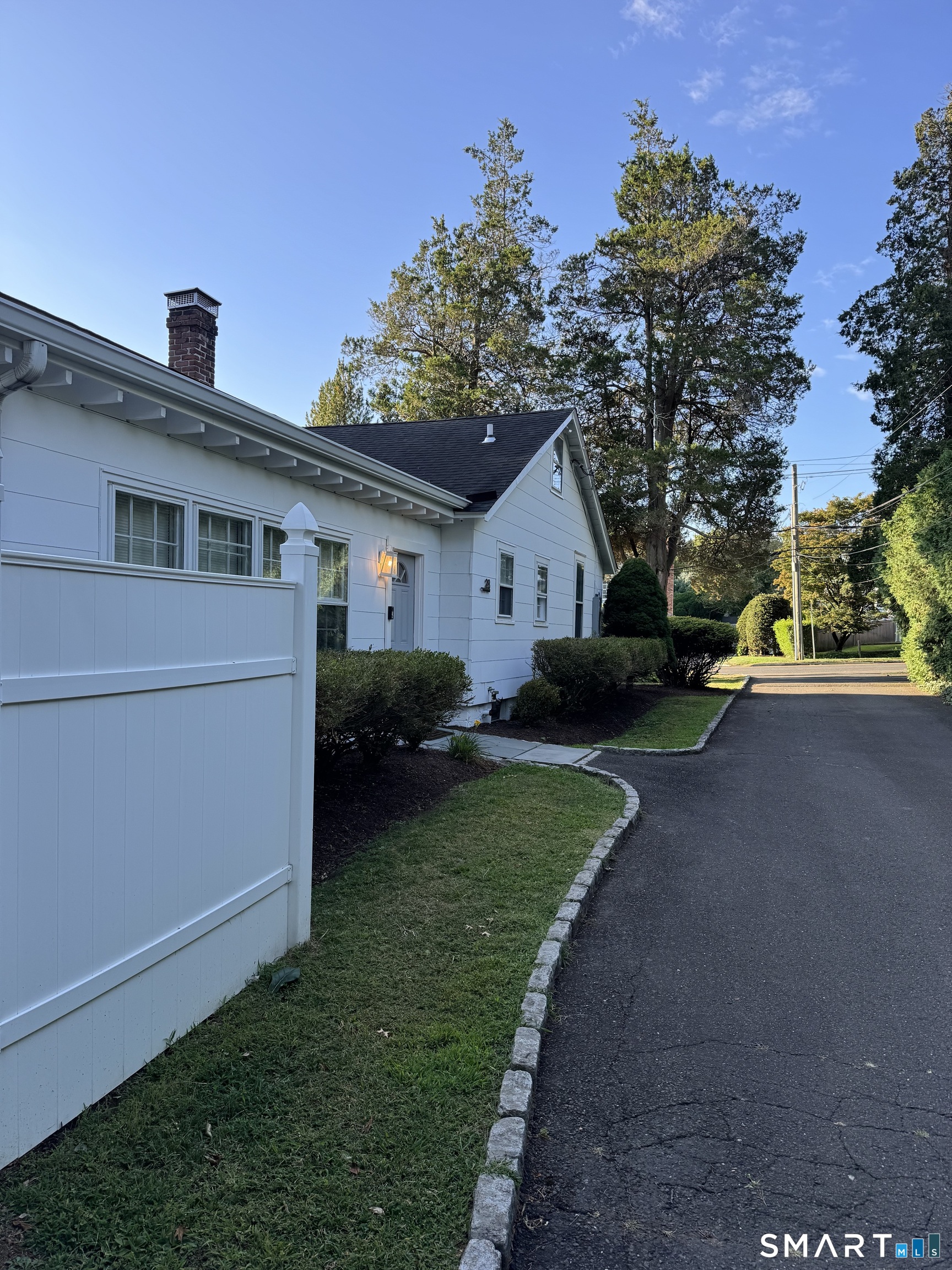 28 Treadwell Avenue, Westport, Connecticut photo 2