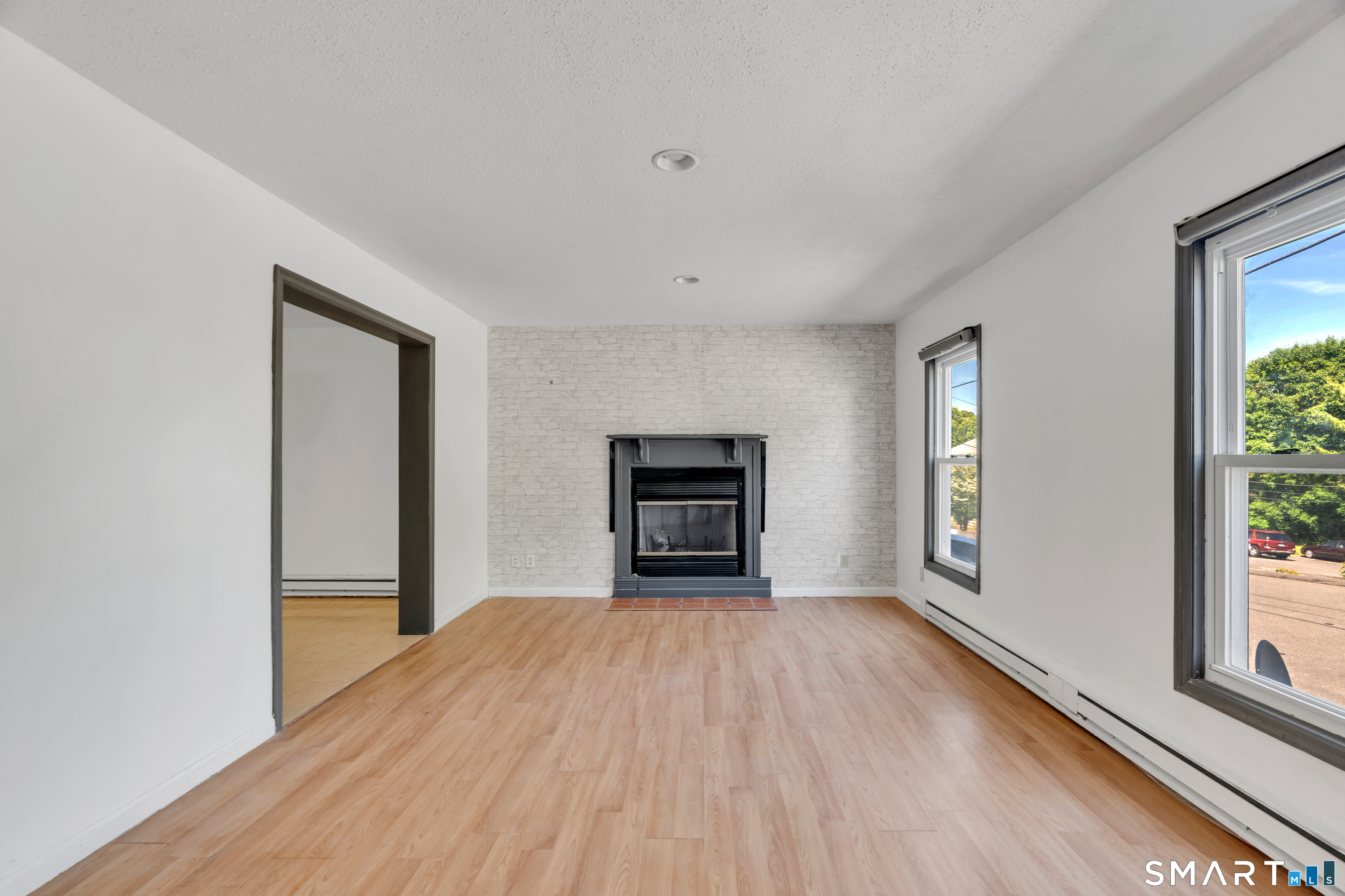 Homes for sale in Waterbury, CT | 245 Colonial Ave #16A, Waterbury, CT 06704 | MLS# 24182382