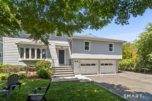 9 Deluca Drive