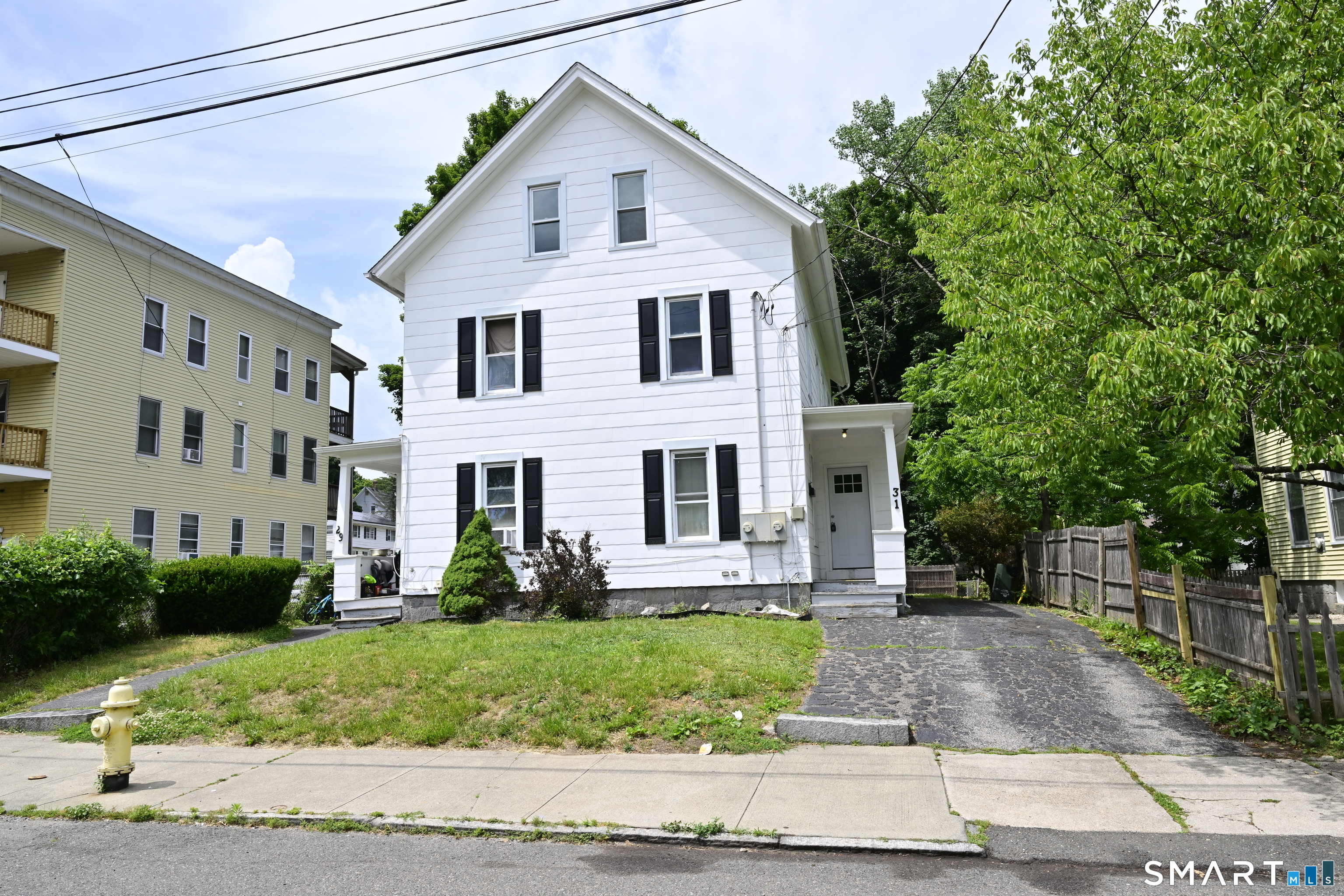 Homes for sale in Ansonia, CT | 29 Locke St, Ansonia, CT 06401 | MLS# 24181688