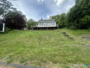 571 River, Shelton