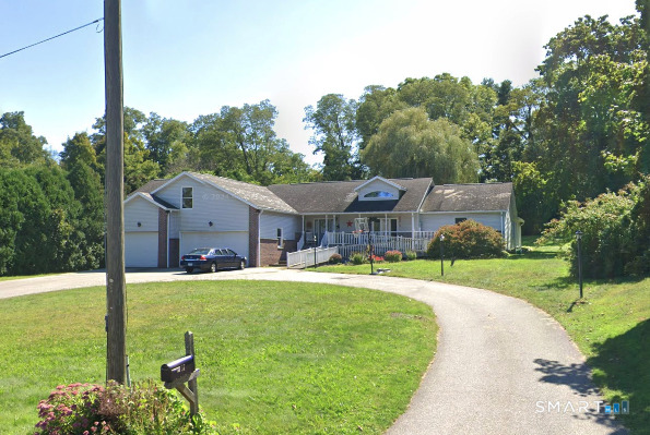 Featured Listing Photo