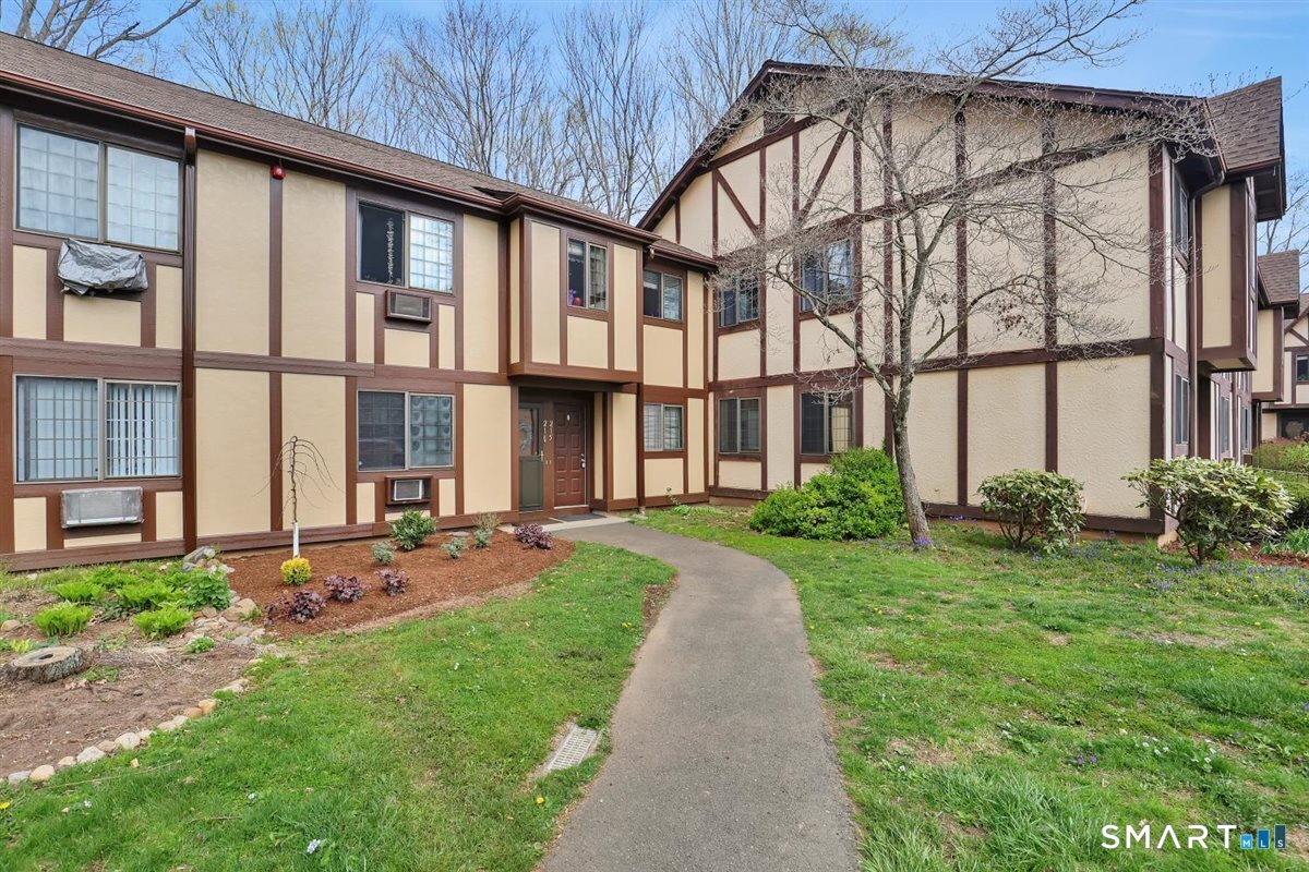 Featured Listing Photo