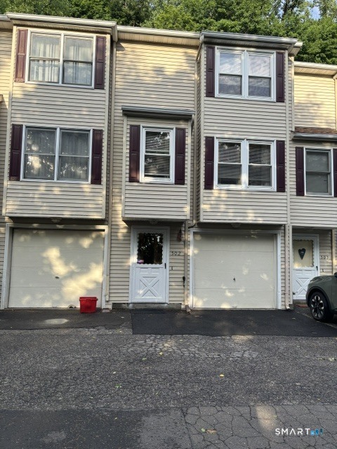Featured Listing Photo