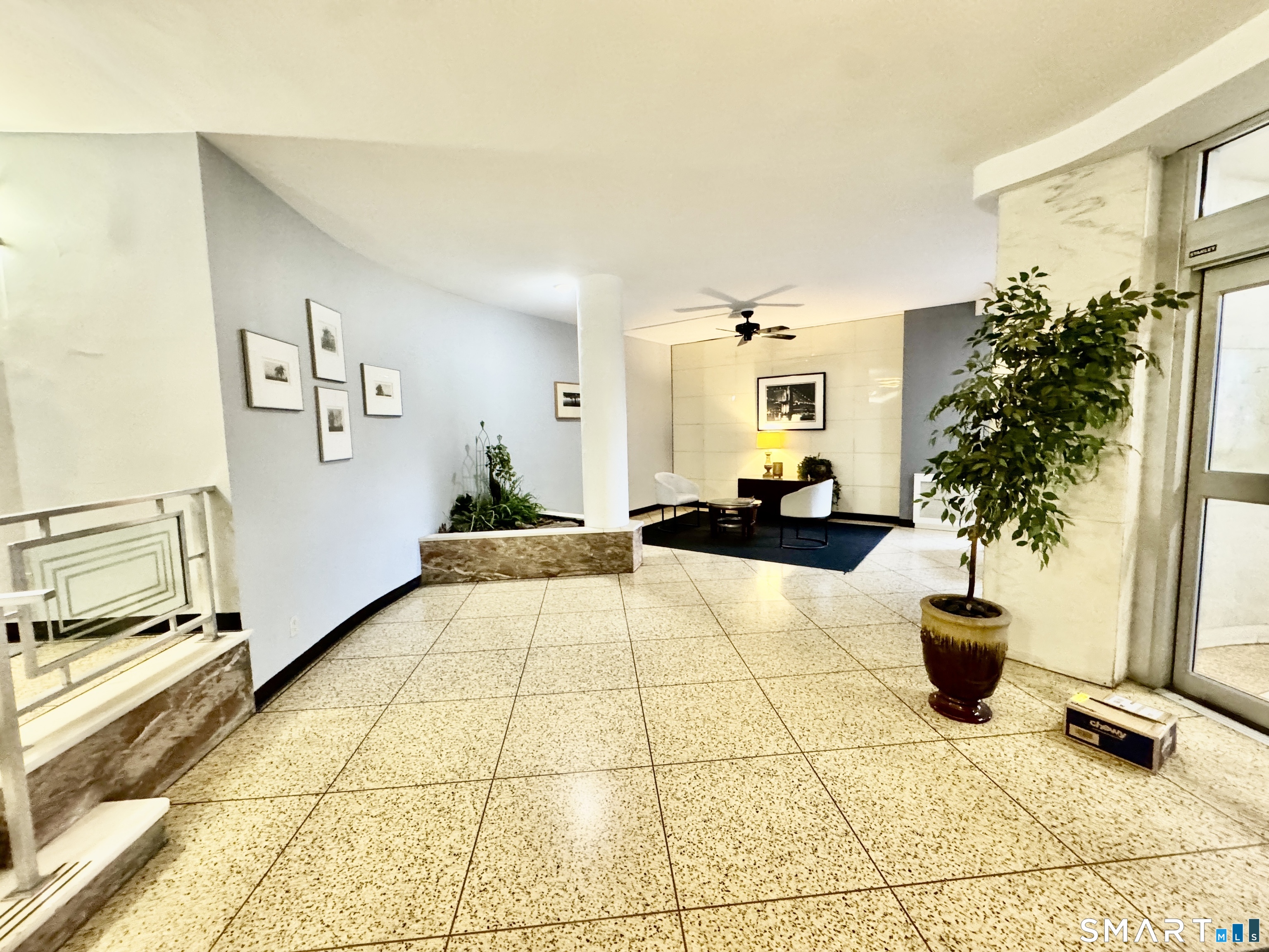 Homes for sale in Stamford, CT | 71 Strawberry Hill Ave #421, Stamford, CT 06902 | MLS# 24183955
