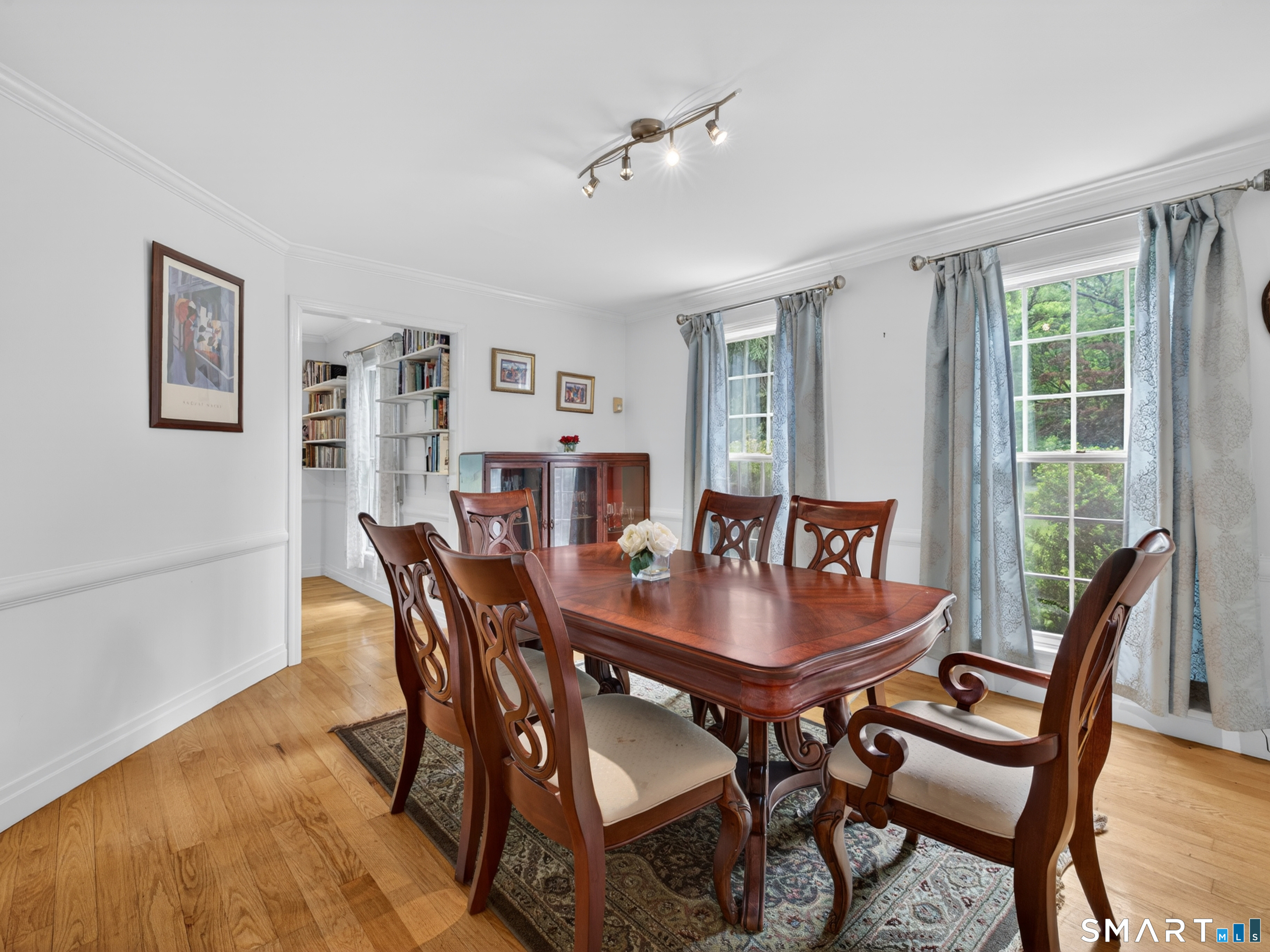 2 Larchwood Lane photo 5