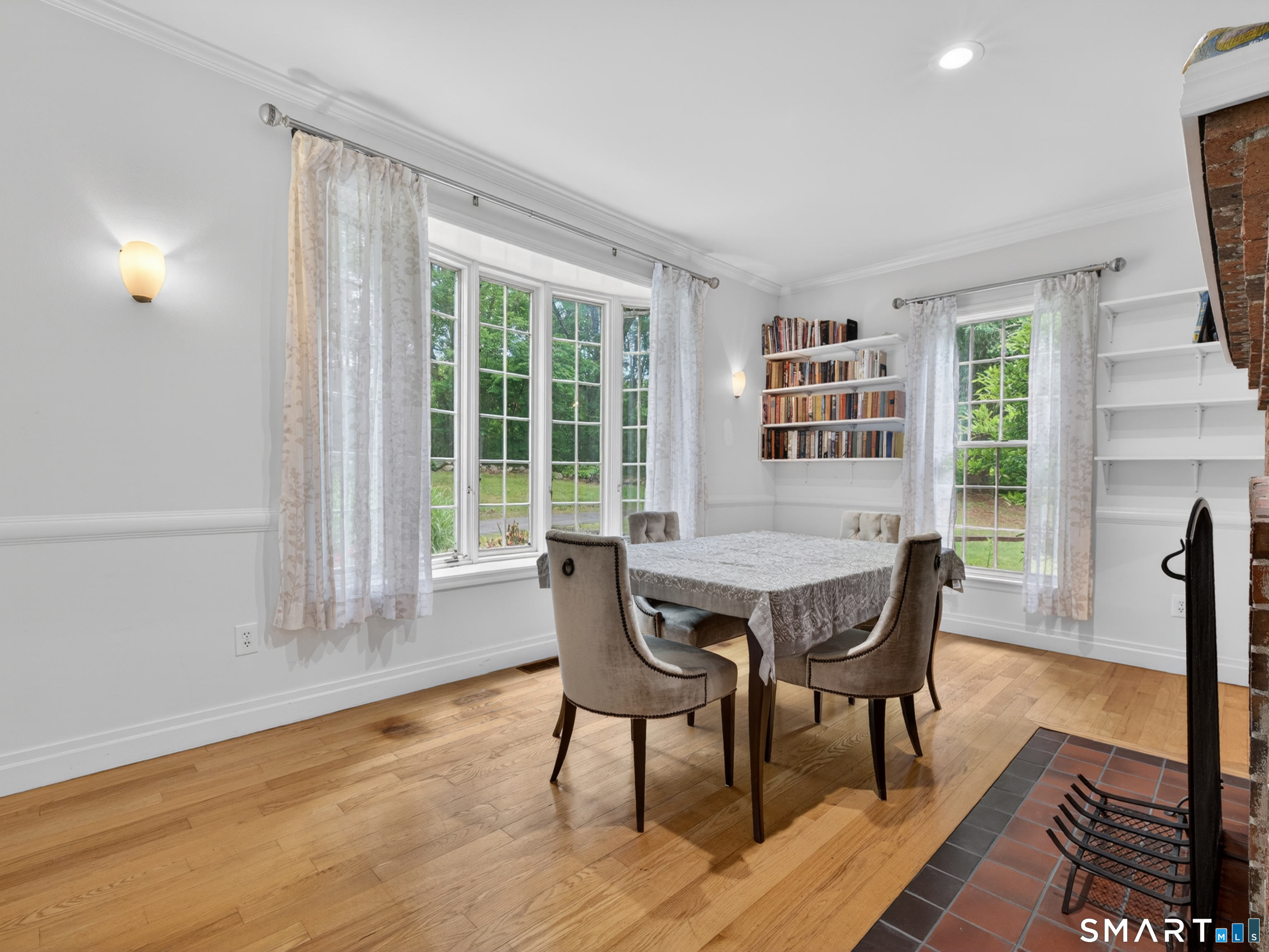 2 Larchwood Lane photo 14