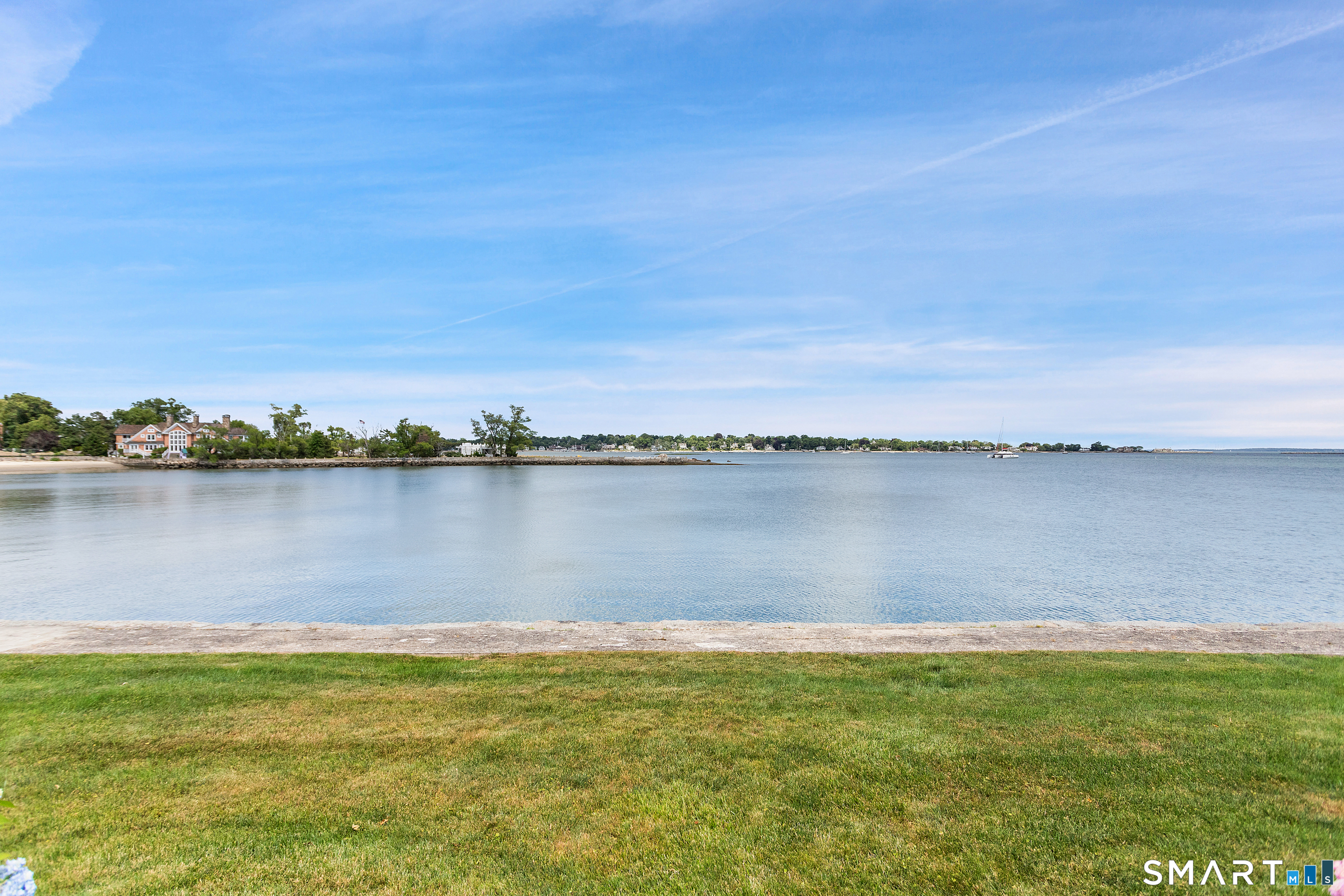 182 Dolphin Cove Quay, Stamford, Connecticut photo 3