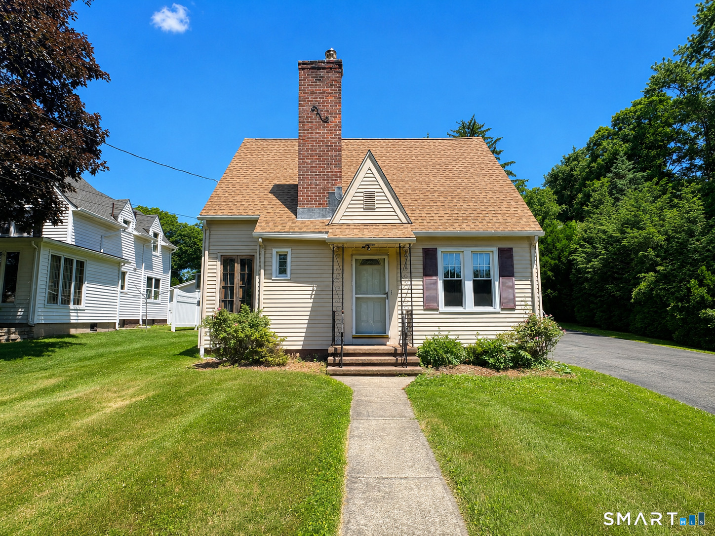Homes for sale in North Haven, CT | 195 Montowese Ave, North Haven, CT 06473 | MLS# 24184236