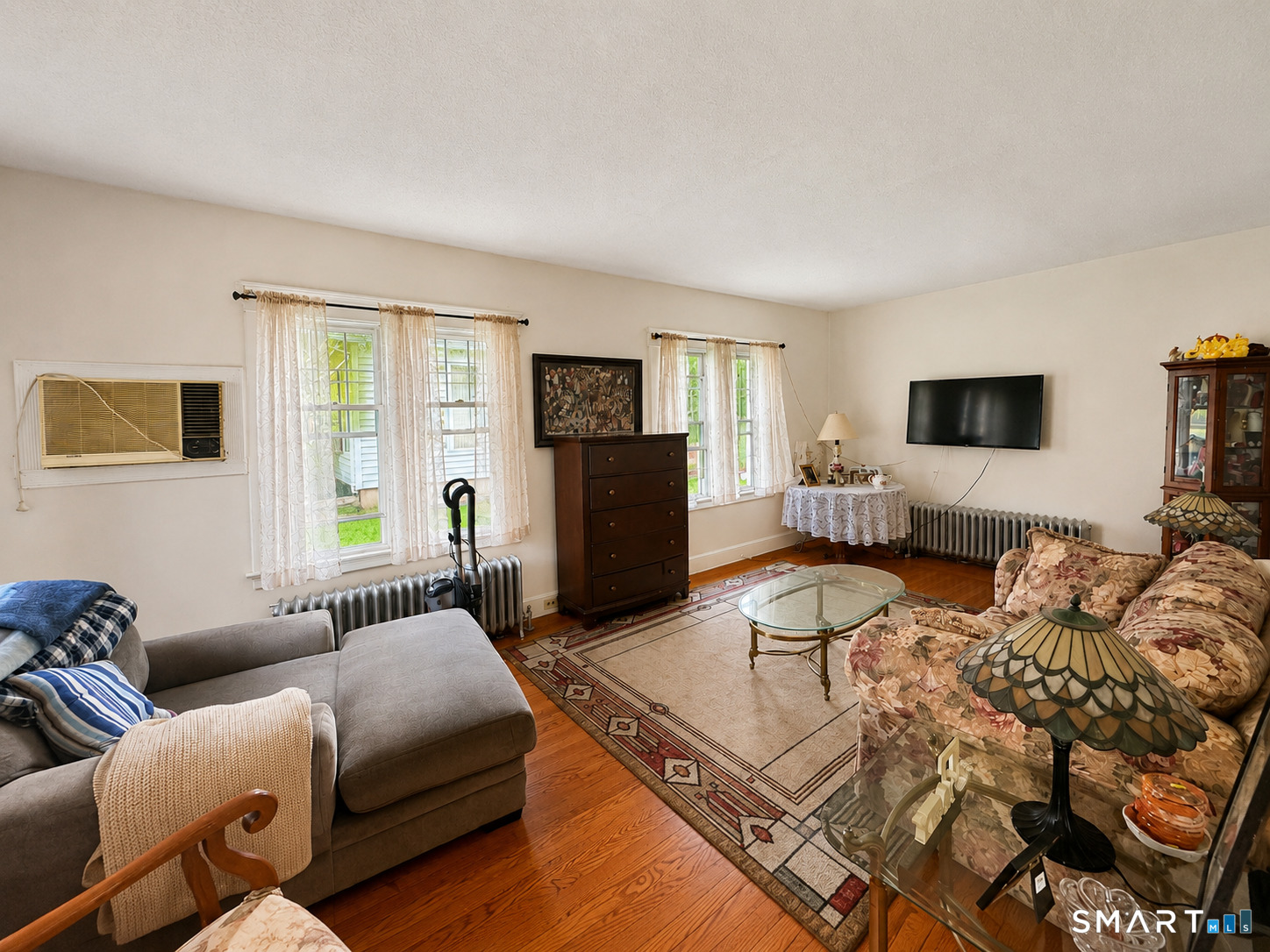Homes for sale in North Haven, CT | 195 Montowese Ave, North Haven, CT 06473 | MLS# 24184236