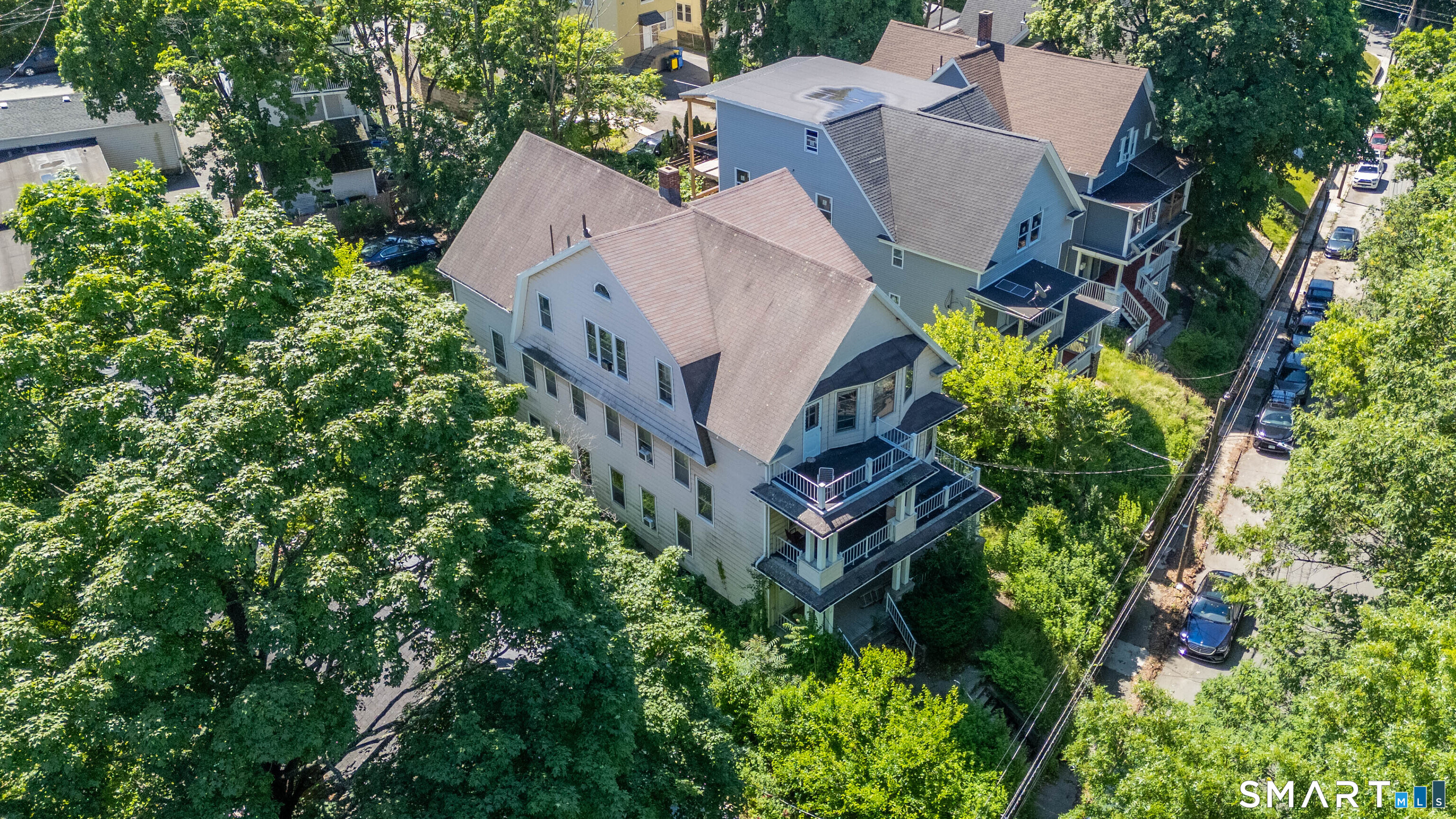 61 Idylwood Avenue, Waterbury, CT 06705