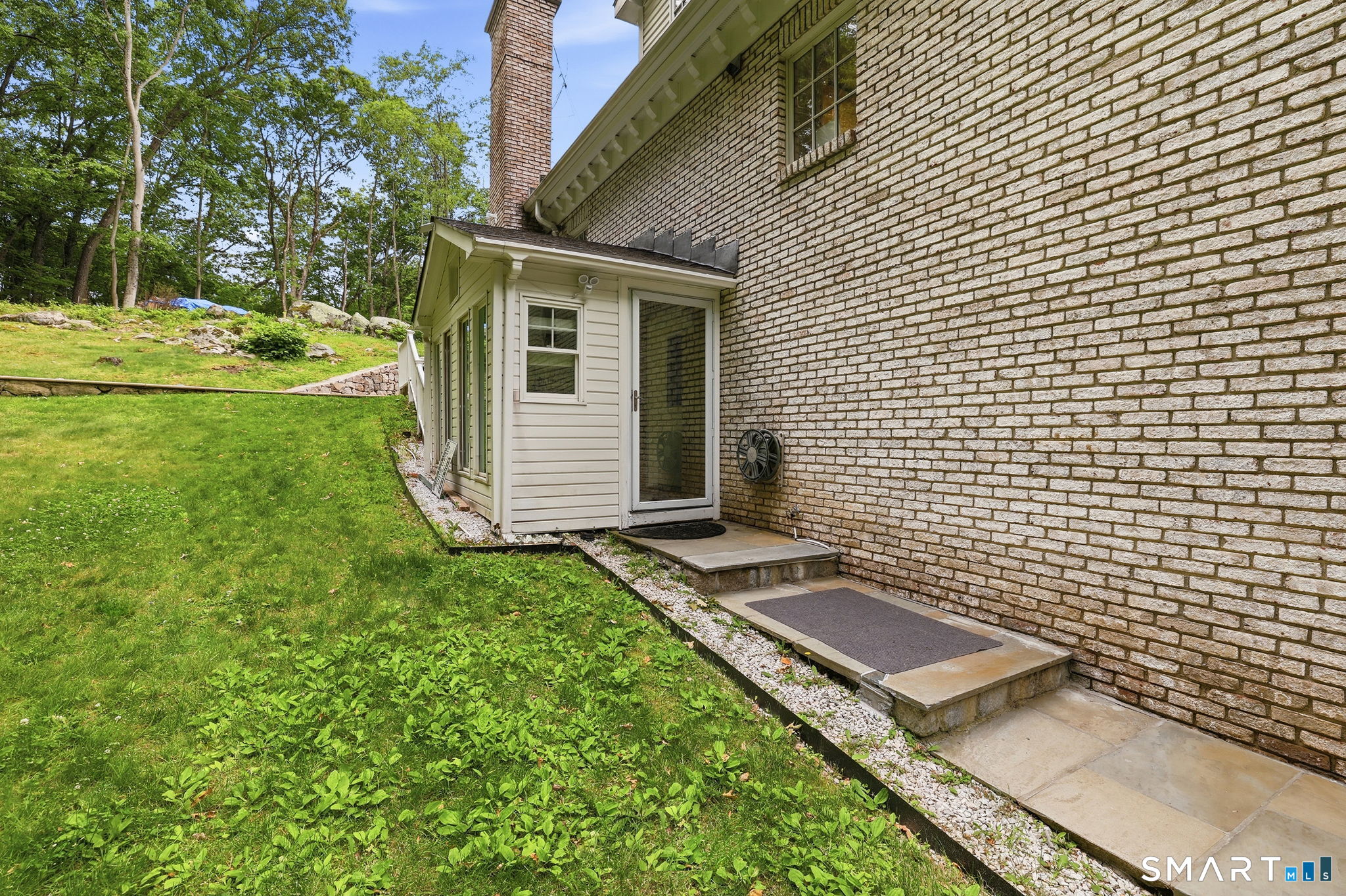18 West Haviland Lane, Stamford, Connecticut photo 3