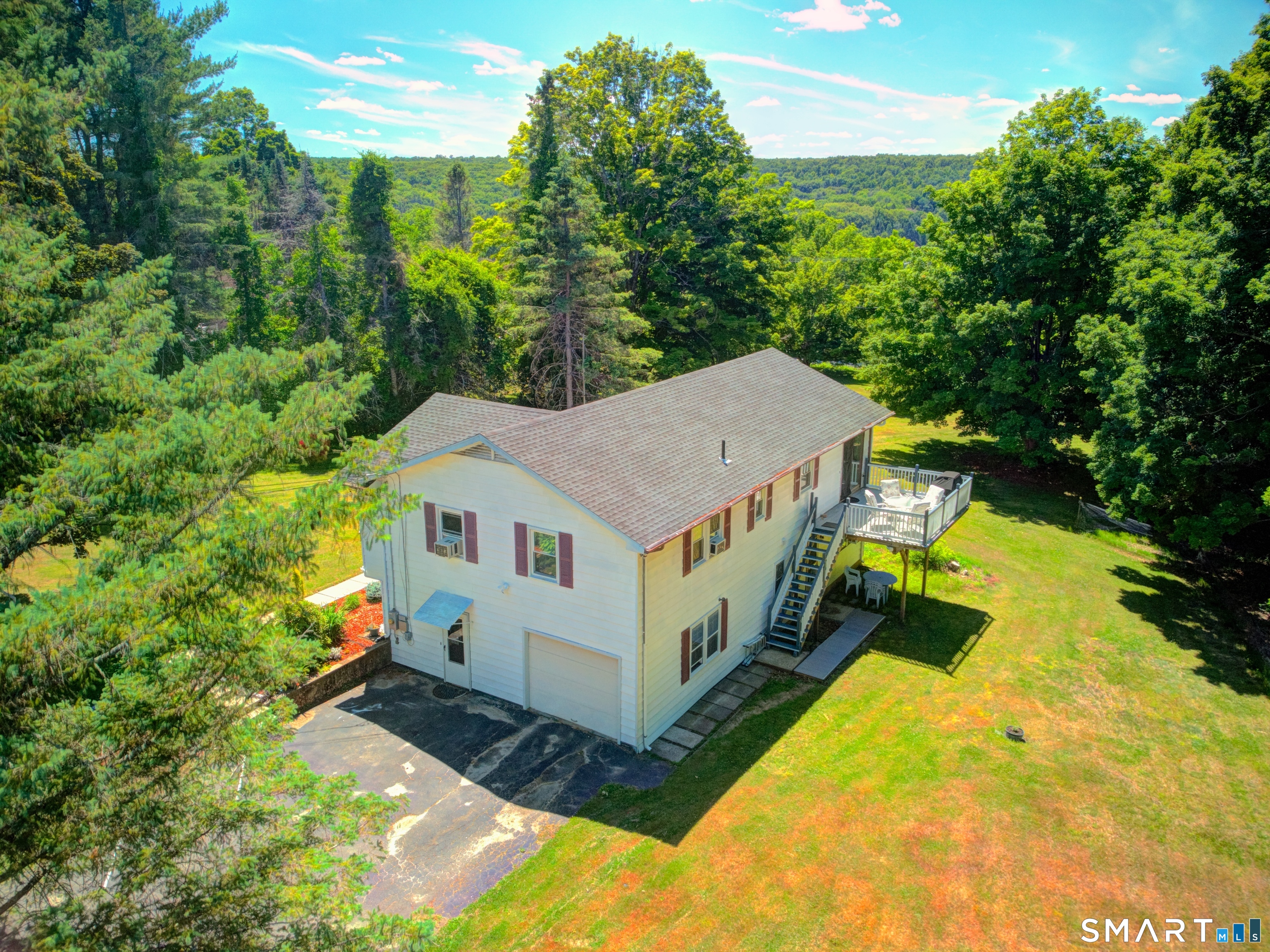 Homes for sale in Mansfield, CT | 232 Forest Rd, Mansfield, CT 06268 | MLS# 24176451