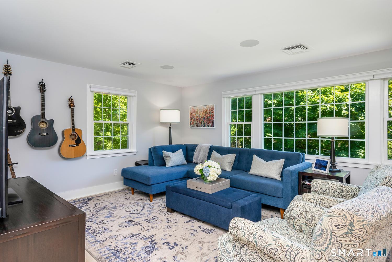 84 Heritage Hill Road, New Canaan, Connecticut photo 4