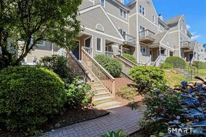 20 Glenrock, Unit 20