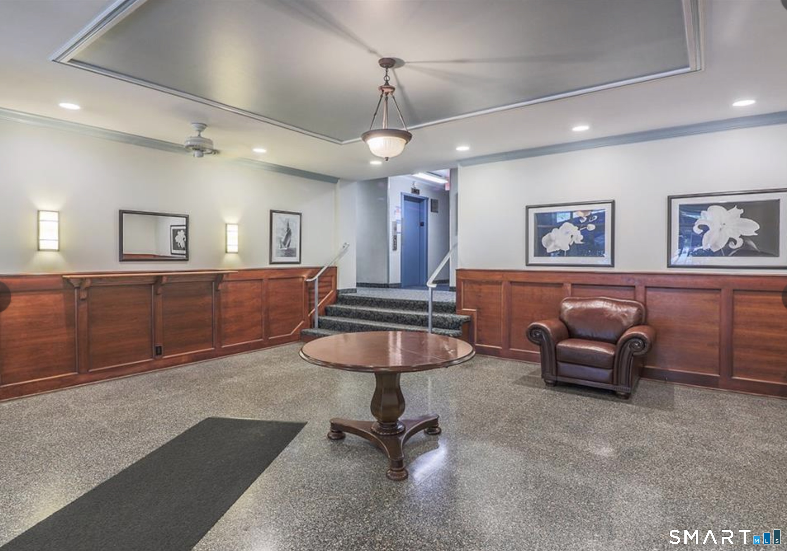 39 Glenbrook Road, Stamford, Connecticut photo 2