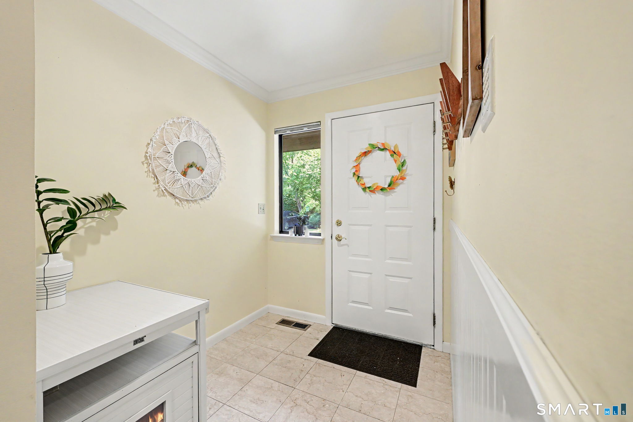 2435 Bedford Street, Stamford, Connecticut photo 5