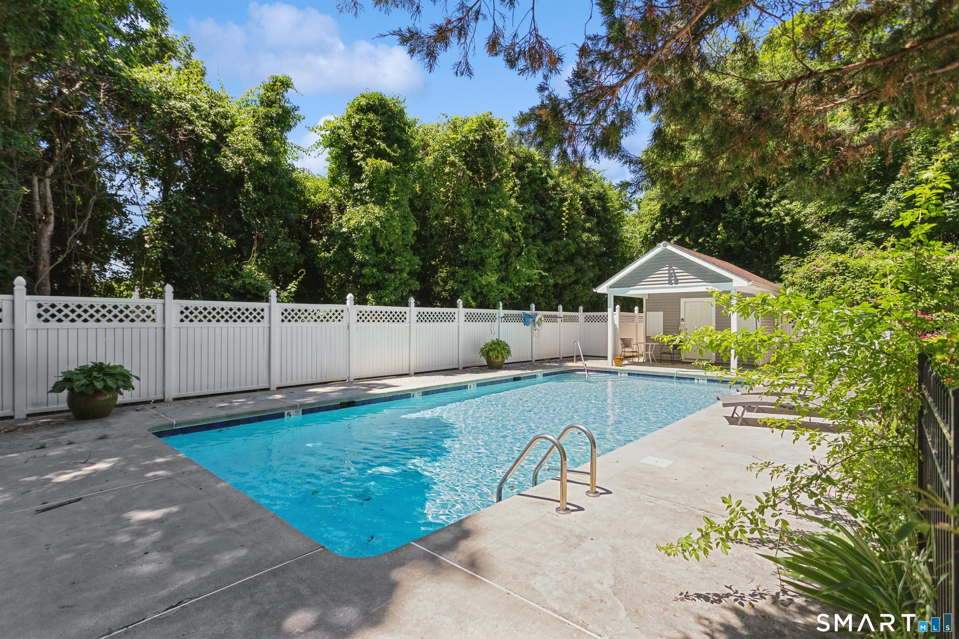 3 Valley View Road 24
