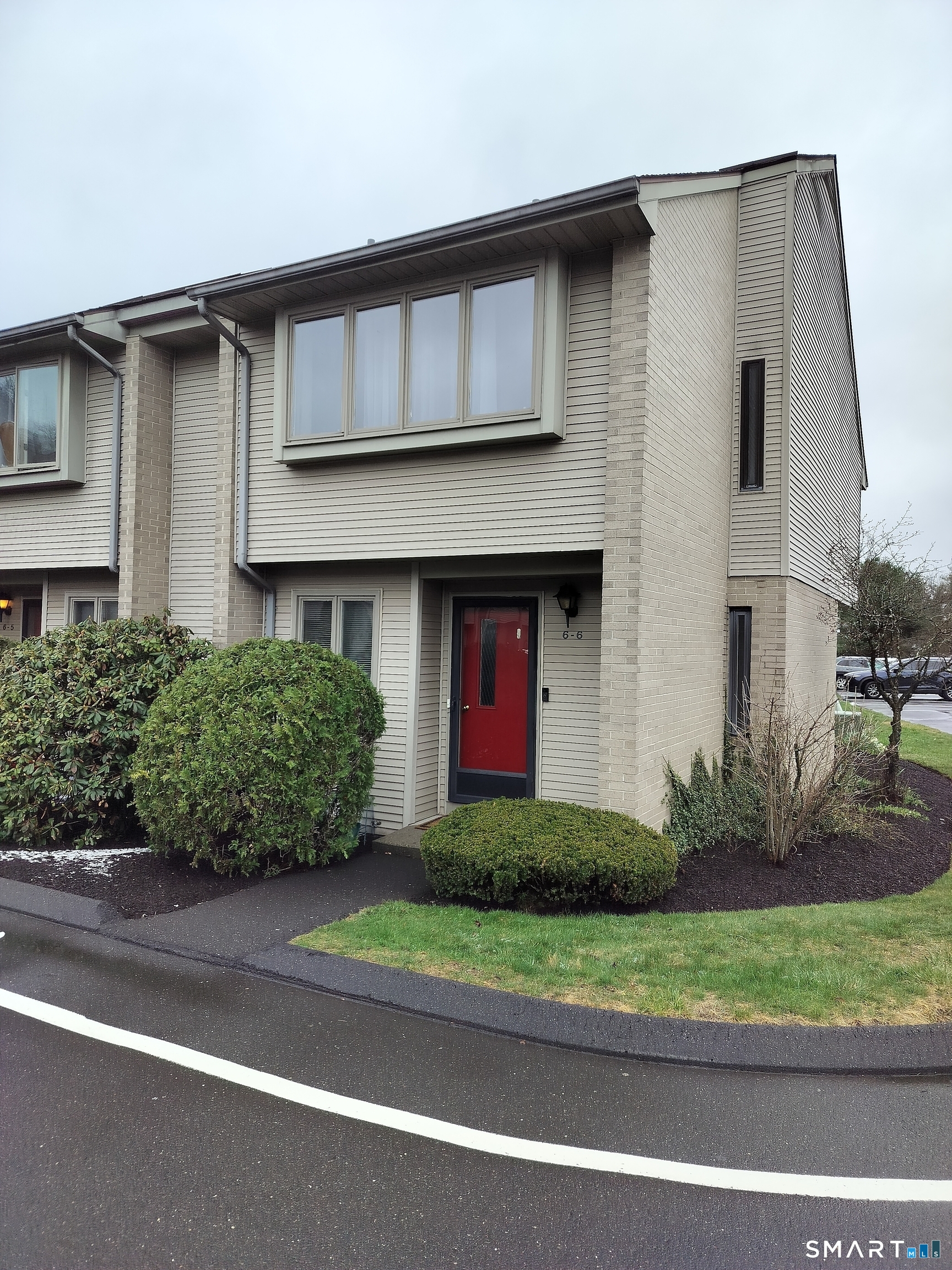 Homes for sale in Waterbury, CT | 827 Oronoke Rd #6-6, Waterbury, CT 06708 | MLS# 24185119