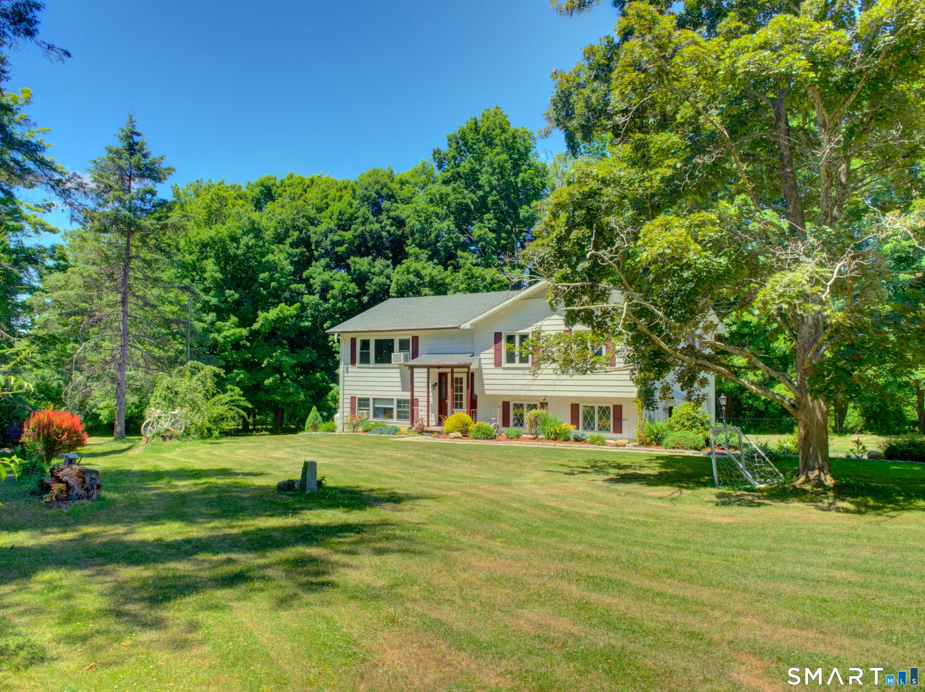 Homes for sale in Mansfield, CT | 232 Forest Rd, Mansfield, CT 06268 | MLS# 24176451