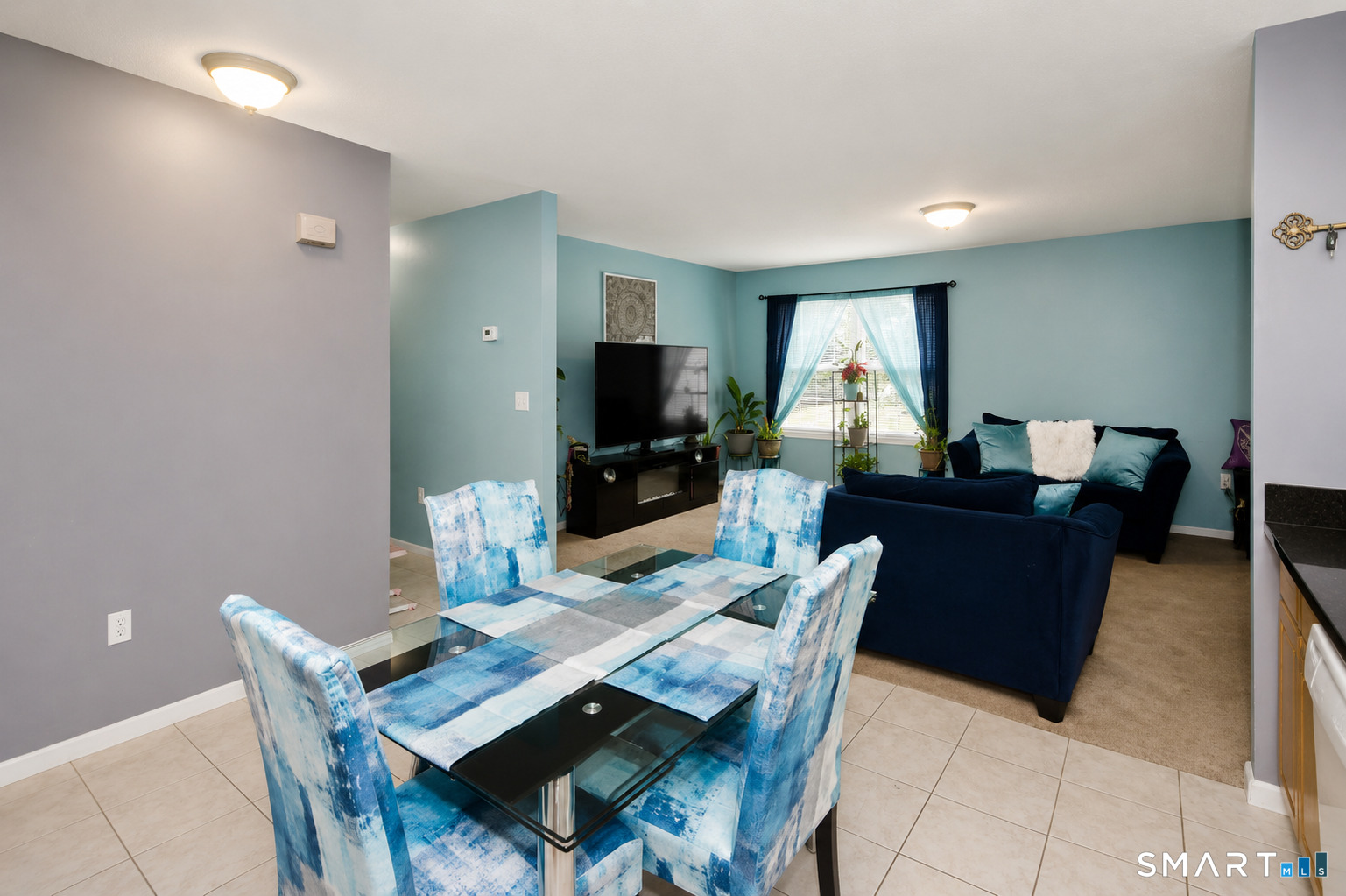 Homes for sale in East Hartford, CT | 33 Joanne Dr #33, East Hartford, CT 06108 | MLS# 24181043