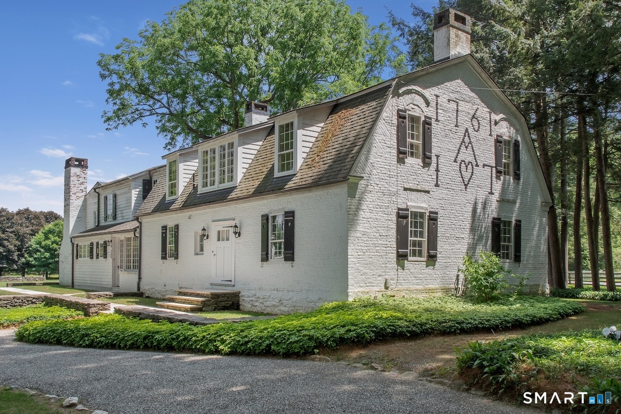 Featured Listing Photo