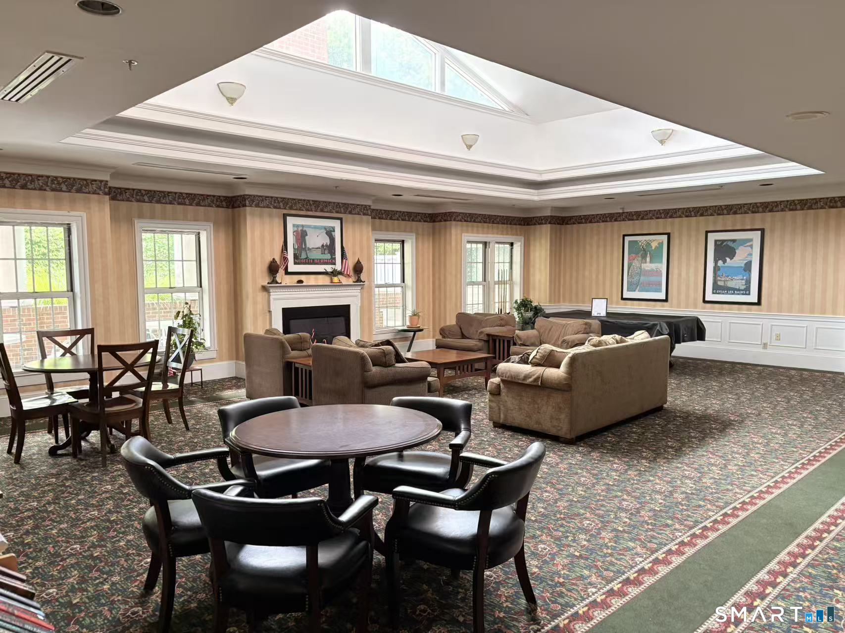 Homes for sale in Stamford, CT | 59 Courtland Ave #2T, Stamford, CT 06902 | MLS# 24183707