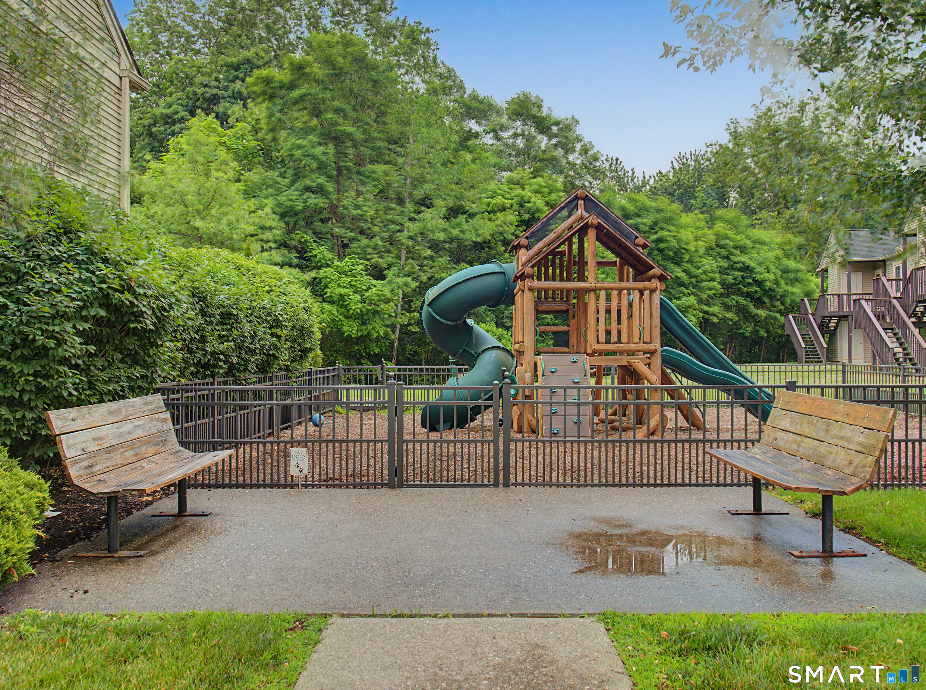Homes for sale in New Milford, CT | 41 Glen Ridge Ct #41, New Milford, CT 06776 | MLS# 24183079