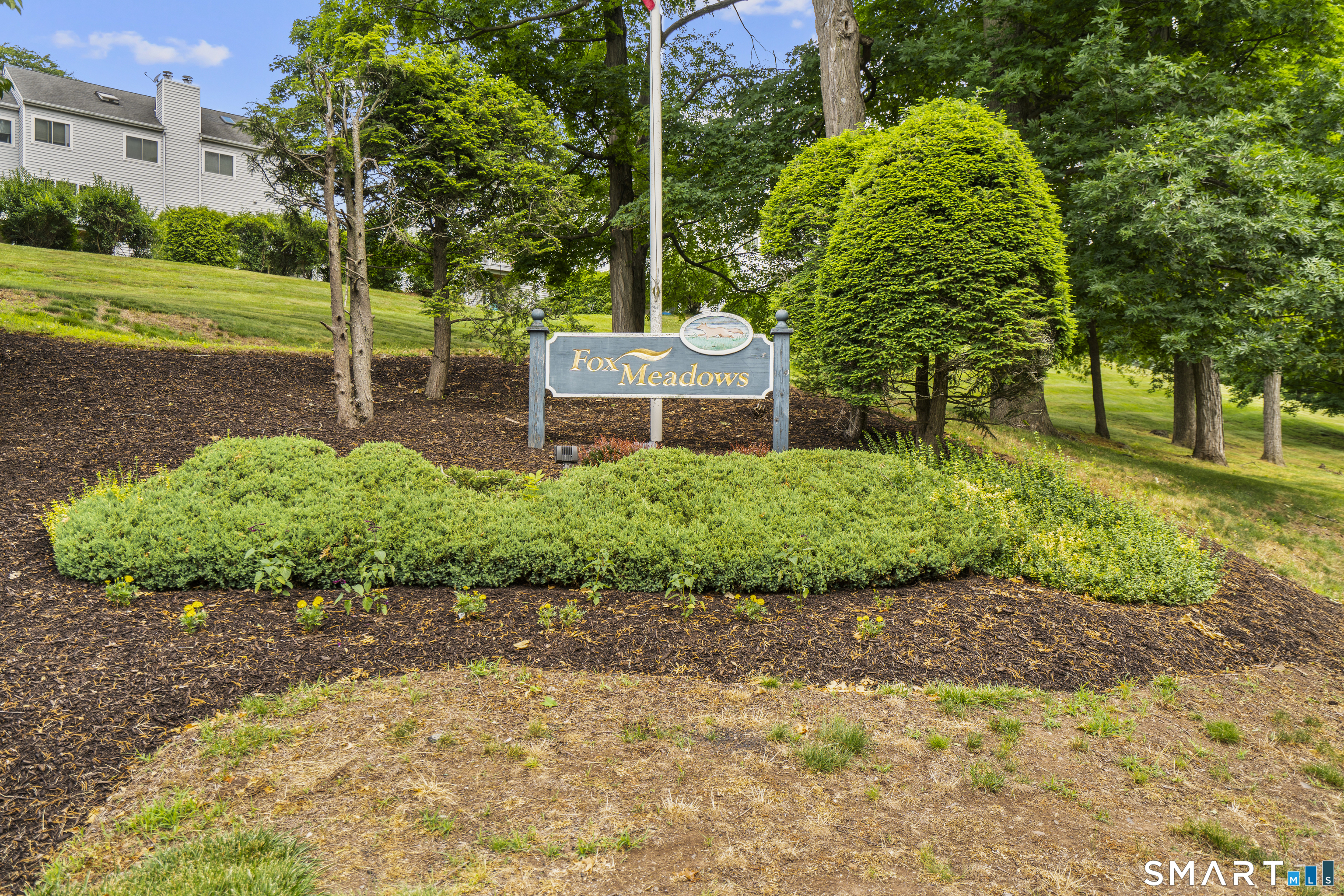 Homes for sale in Cromwell, CT | 9 Clubhouse Dr, Cromwell, CT 06416 | MLS# 24185490