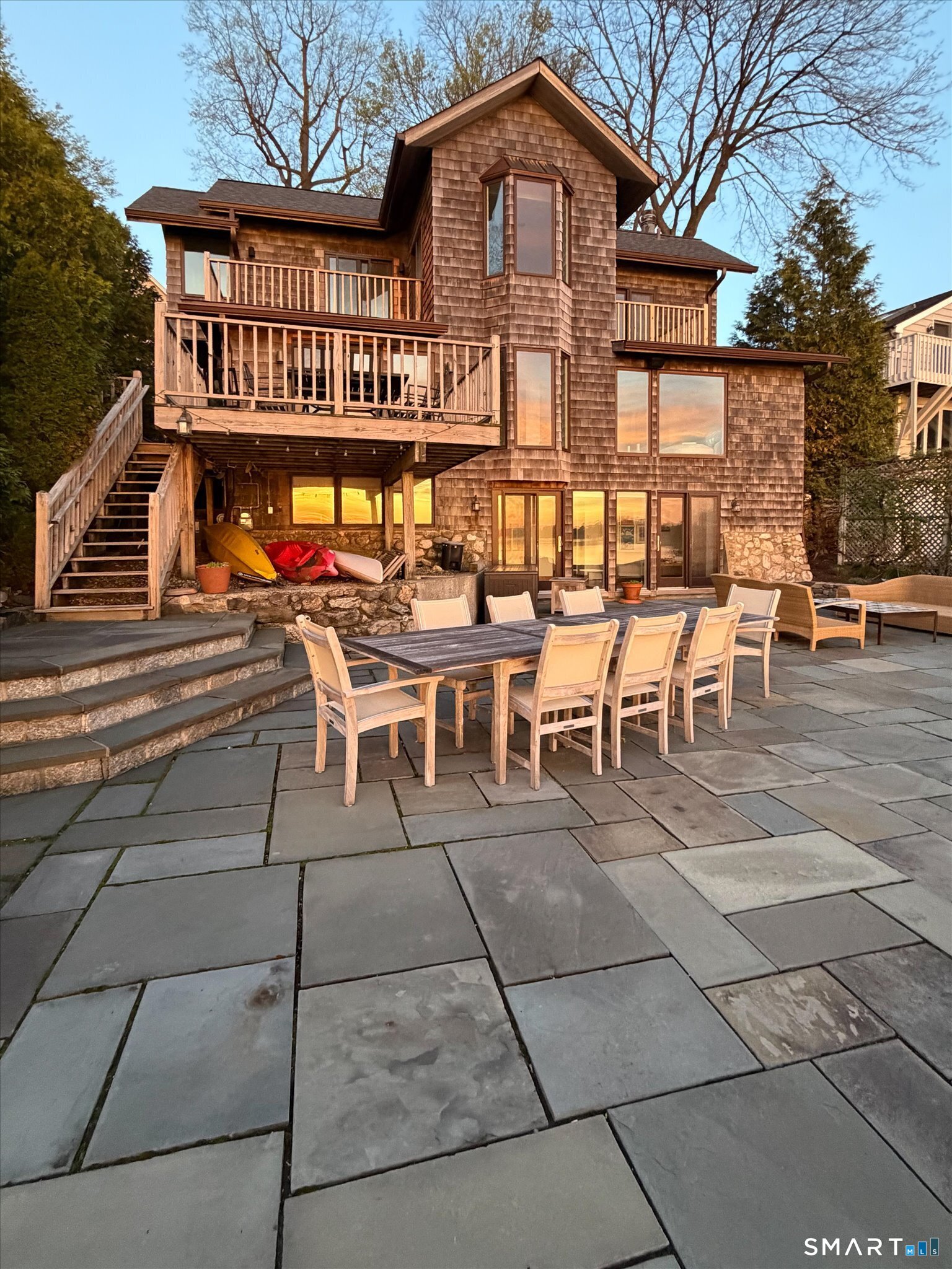 64 Ocean Drive East, Stamford, Connecticut photo 3