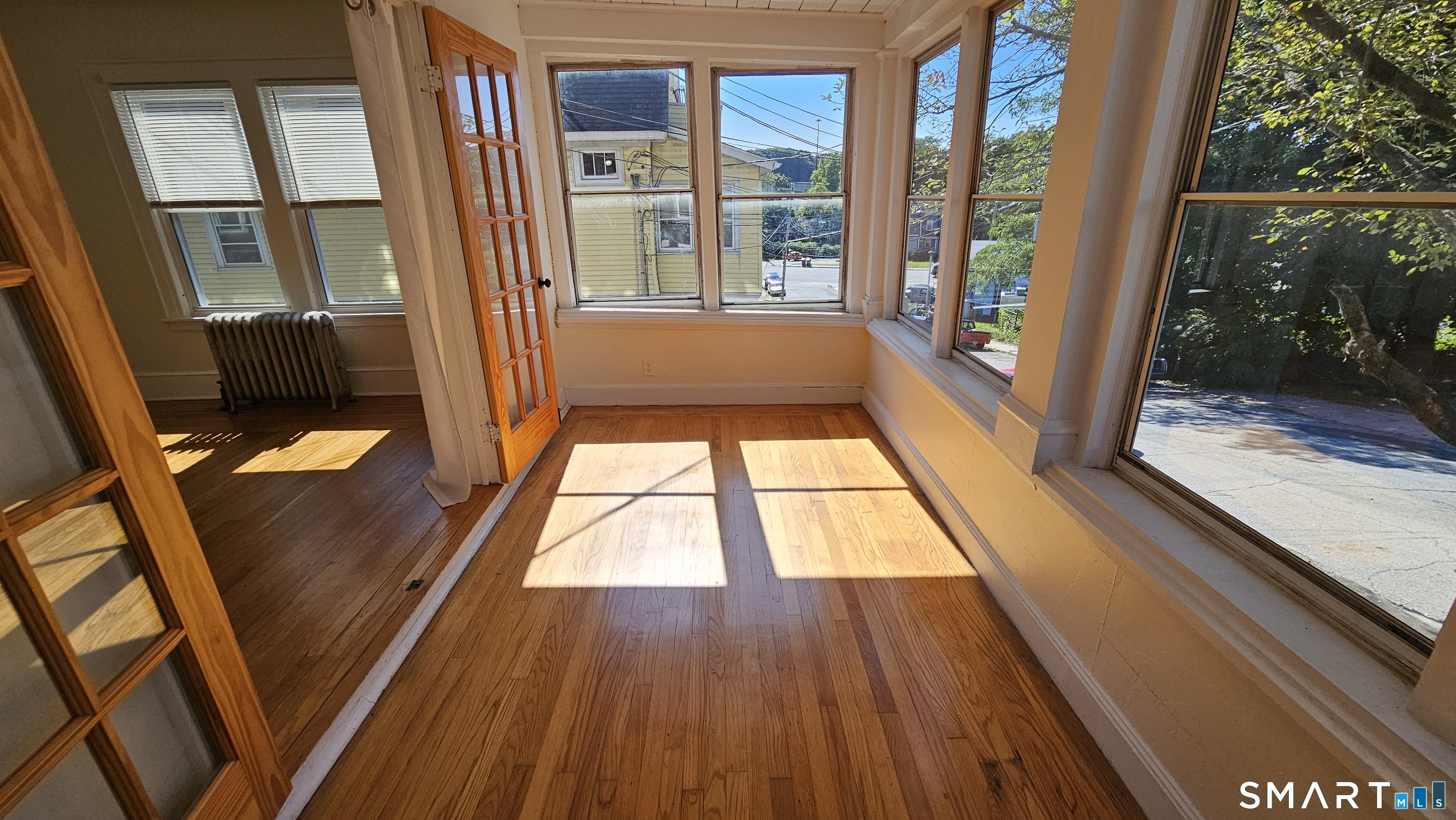 15 Bragaw Street photo 4