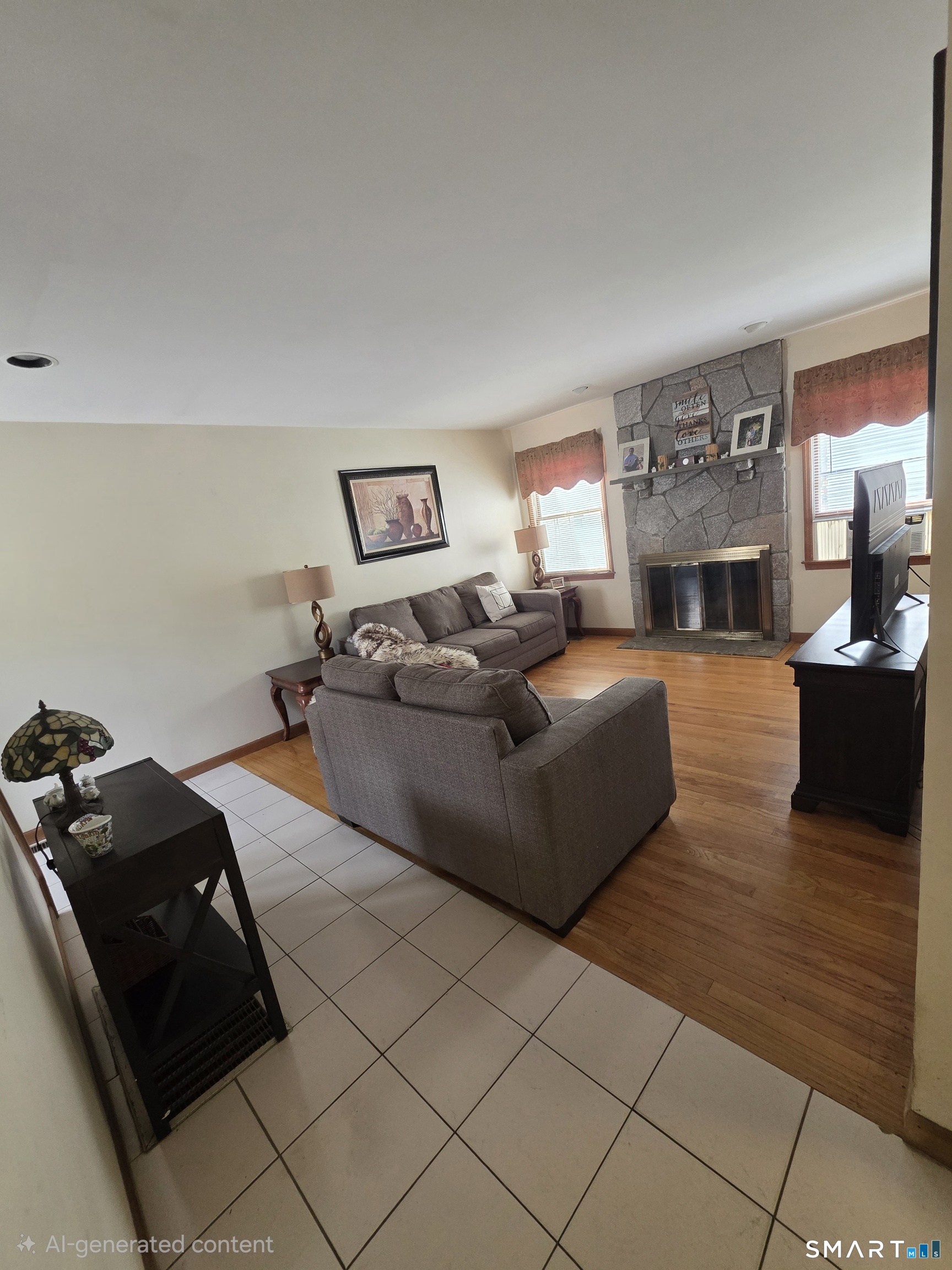 37 Waterbury Avenue, Stamford, Connecticut photo 3