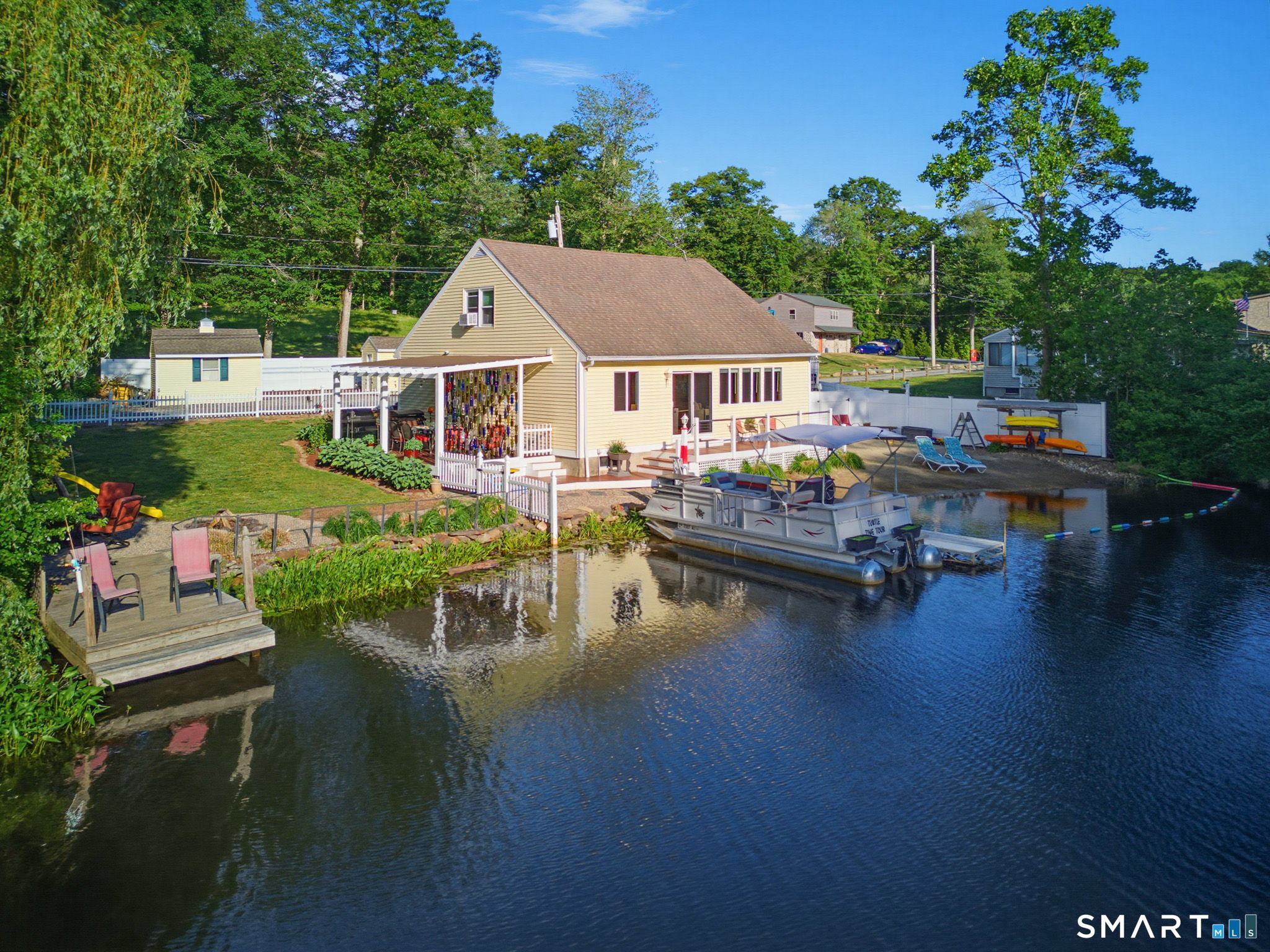 Homes for sale in East Haddam, CT | 15 E Shore Dr, East Haddam, CT 06415 | MLS# 24185562