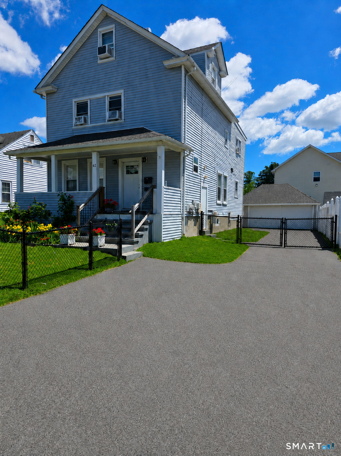 Homes for sale in Stratford, CT | 62 Saint Michaels Ave, Stratford, CT 06614 | MLS# 24156619