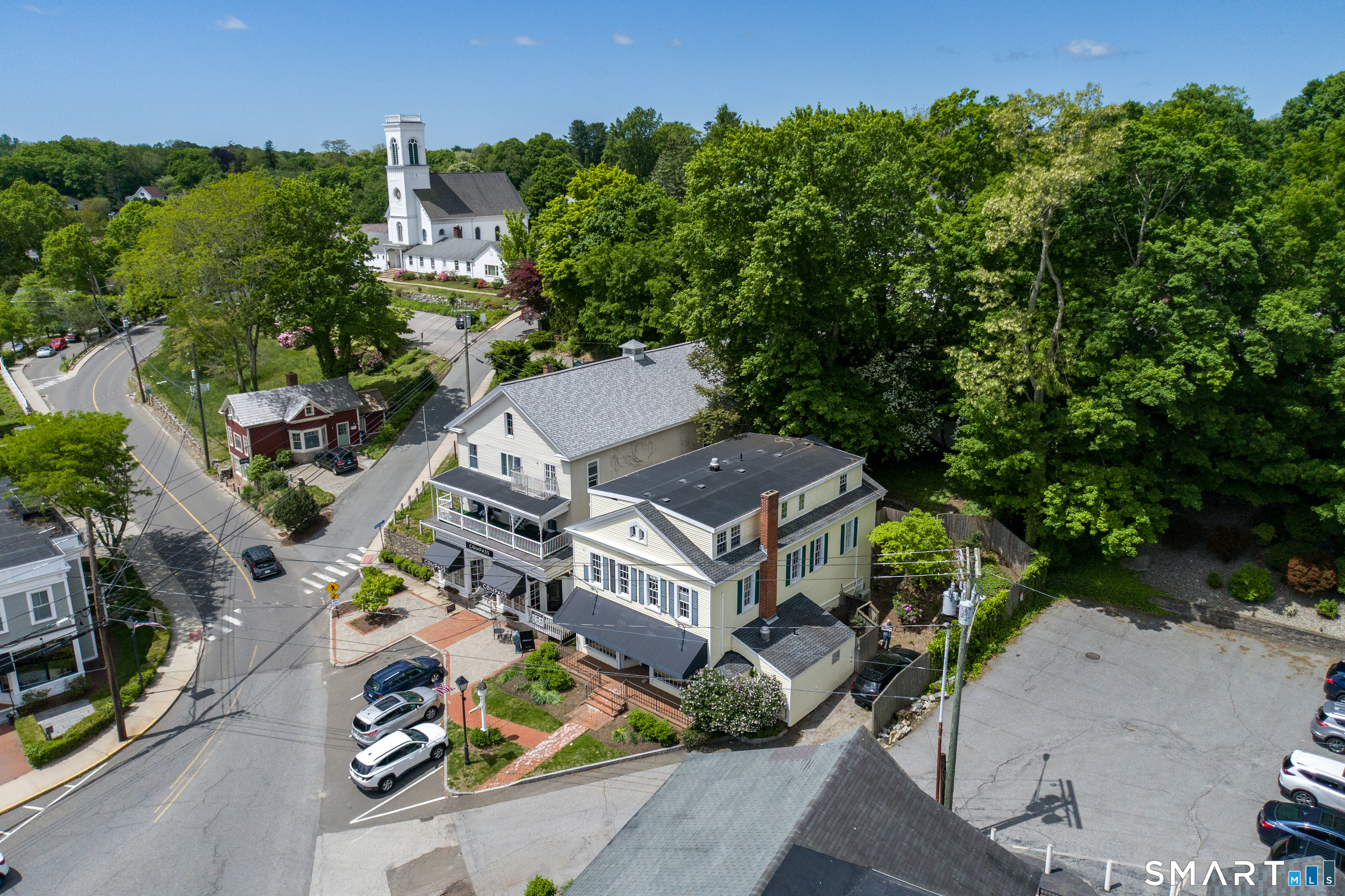 Homes for sale in Essex, CT | 3 Essex Sq, Essex, CT 06426 | MLS# 24185656