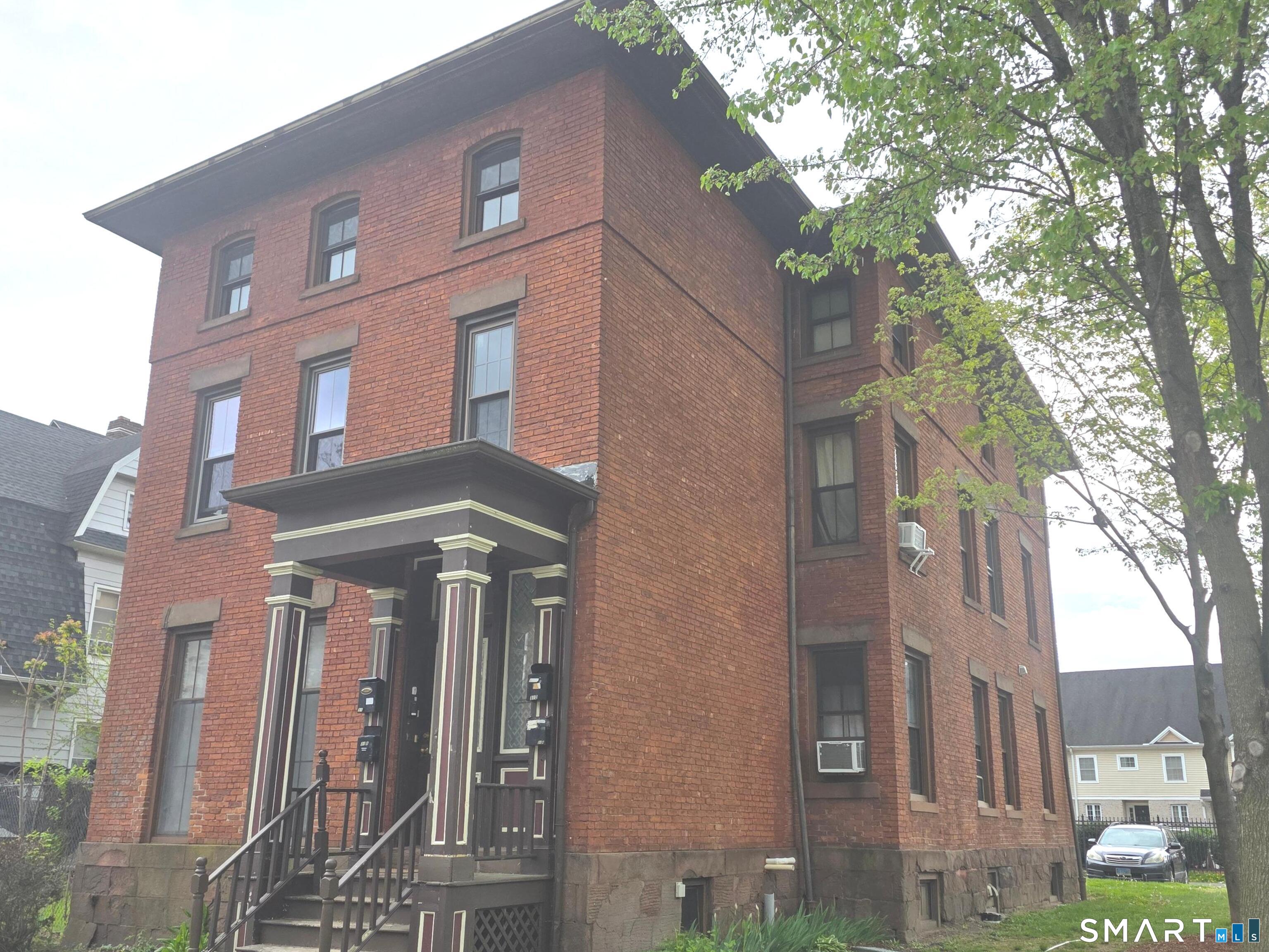 Homes for sale in Hartford, CT | 31 Alden St #B, Hartford, CT 06114 | MLS# 24185651