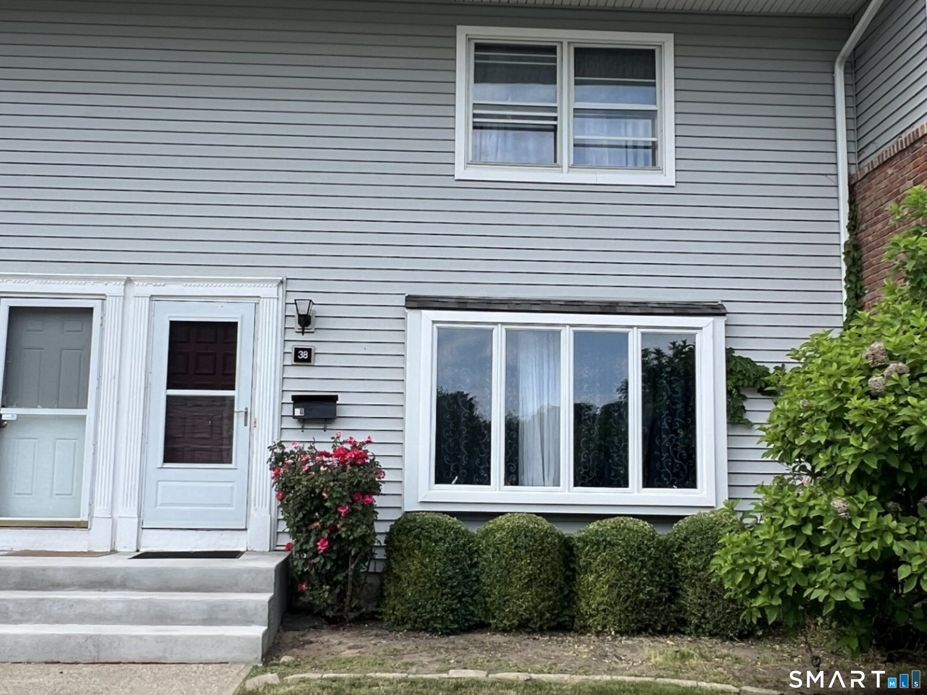 Homes for sale in Milford, CT | 38 Carriage Path N #38, Milford, CT 06460 | MLS# 24185412