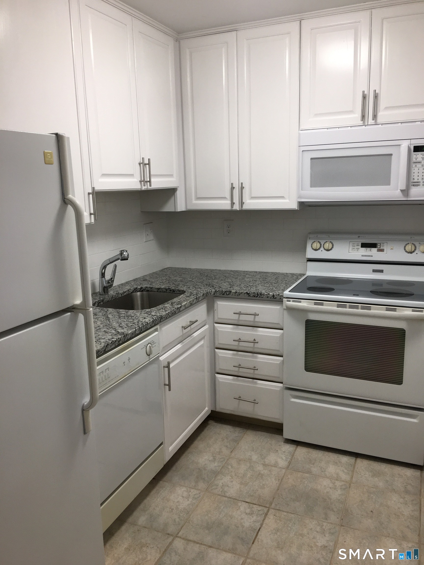 Homes for sale in Stamford, CT | 1633 Washington Blvd #5A, Stamford, CT 06902 | MLS# 24185518
