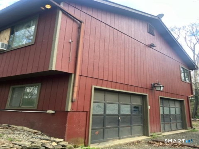 Homes for sale in New Milford, CT | 24 Cedar Hill Rd, New Milford, CT 06755 | MLS# 24185858